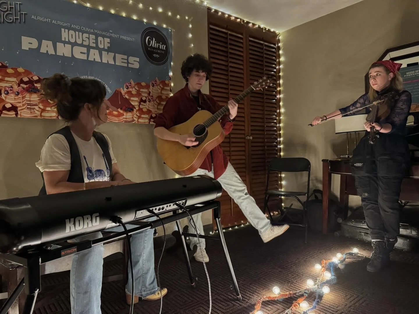 #fai2026 photo dump of the best blur of 4 days, late night music, fantastic songwriting, pancakes, good food, and so many friends. I THINK I&rsquo;M GONNA MAKE MY FLIGHT!