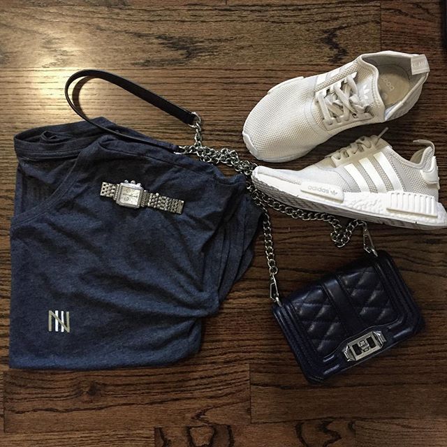 Casual Friday night outfit ready to go 🙌🏻#womenswear #outfitgrid #montclairnj #instastyle #fashionblogger #adidas #nmd #shoplocal #ootd #outfitgridoftheday #montclair