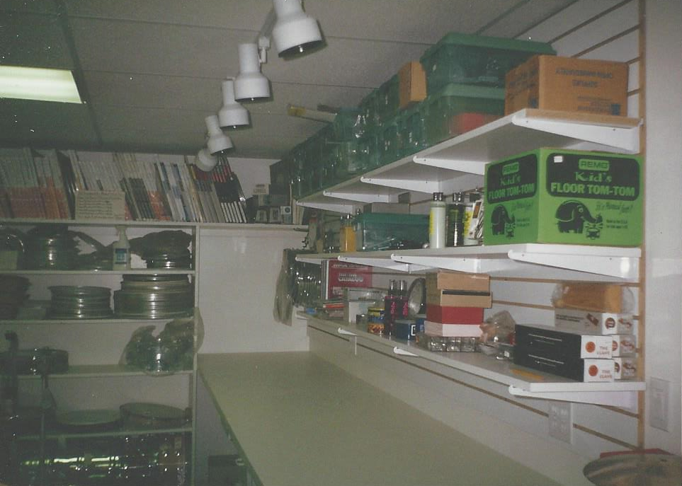  1998 - Expansion of lesson studio in the middle store. Drum shop now under deli. 