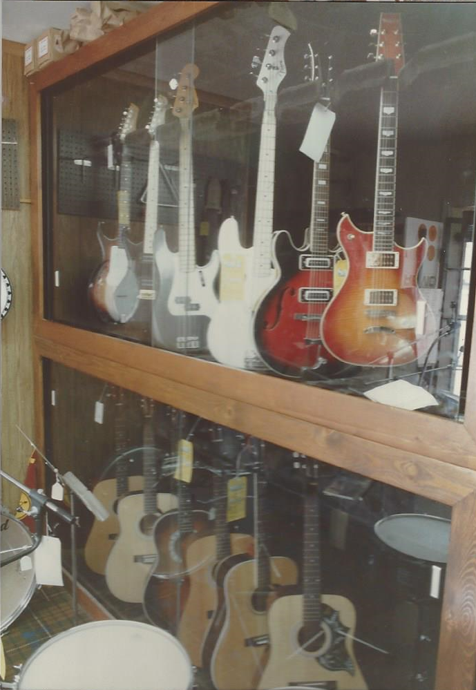  1985 - Original handmade showcases 