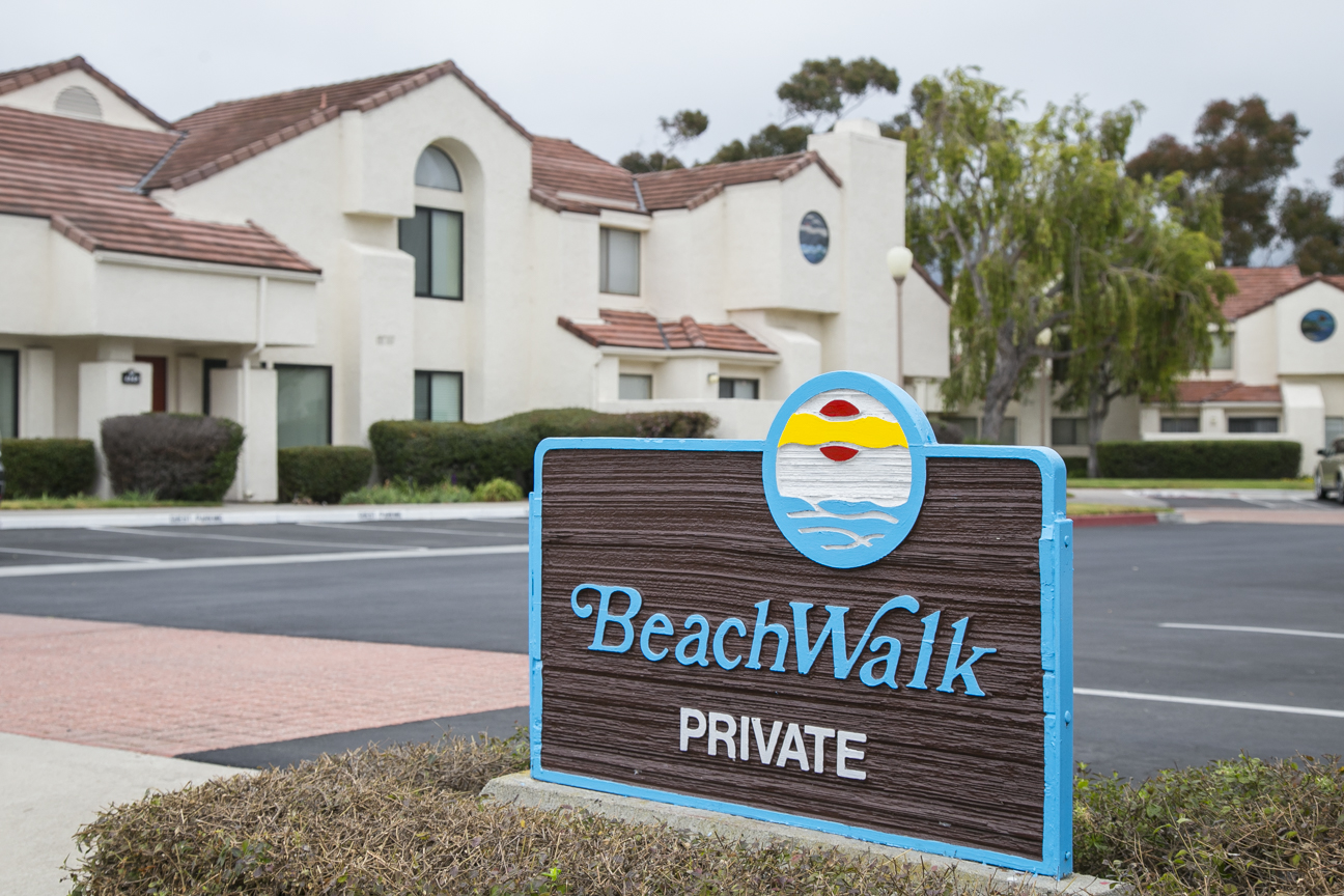 4854 Sawyer - Beach Walk Sign.jpg