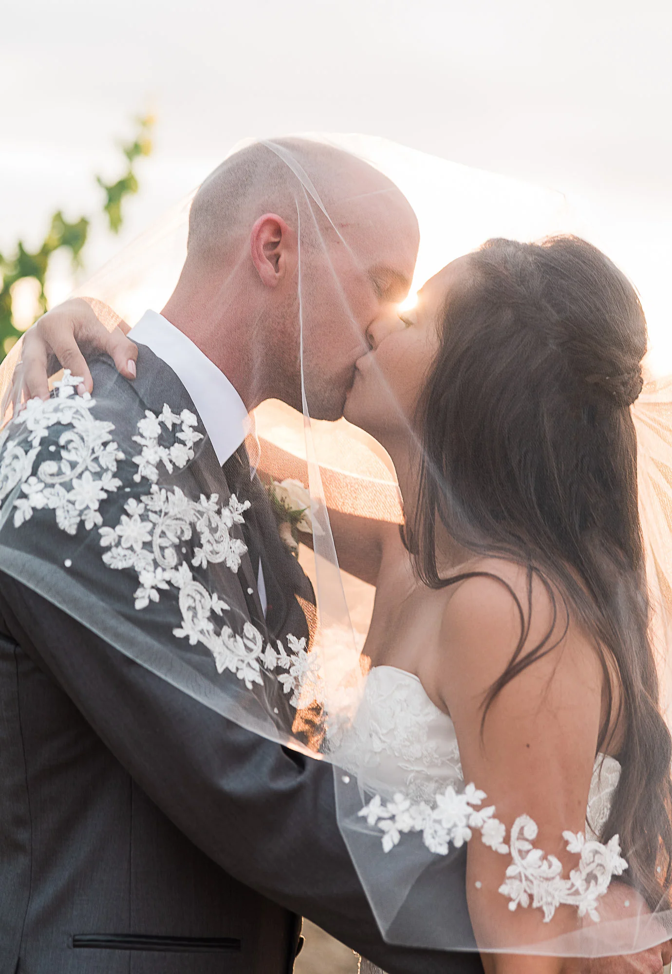 Emily . Weddings-26.jpg