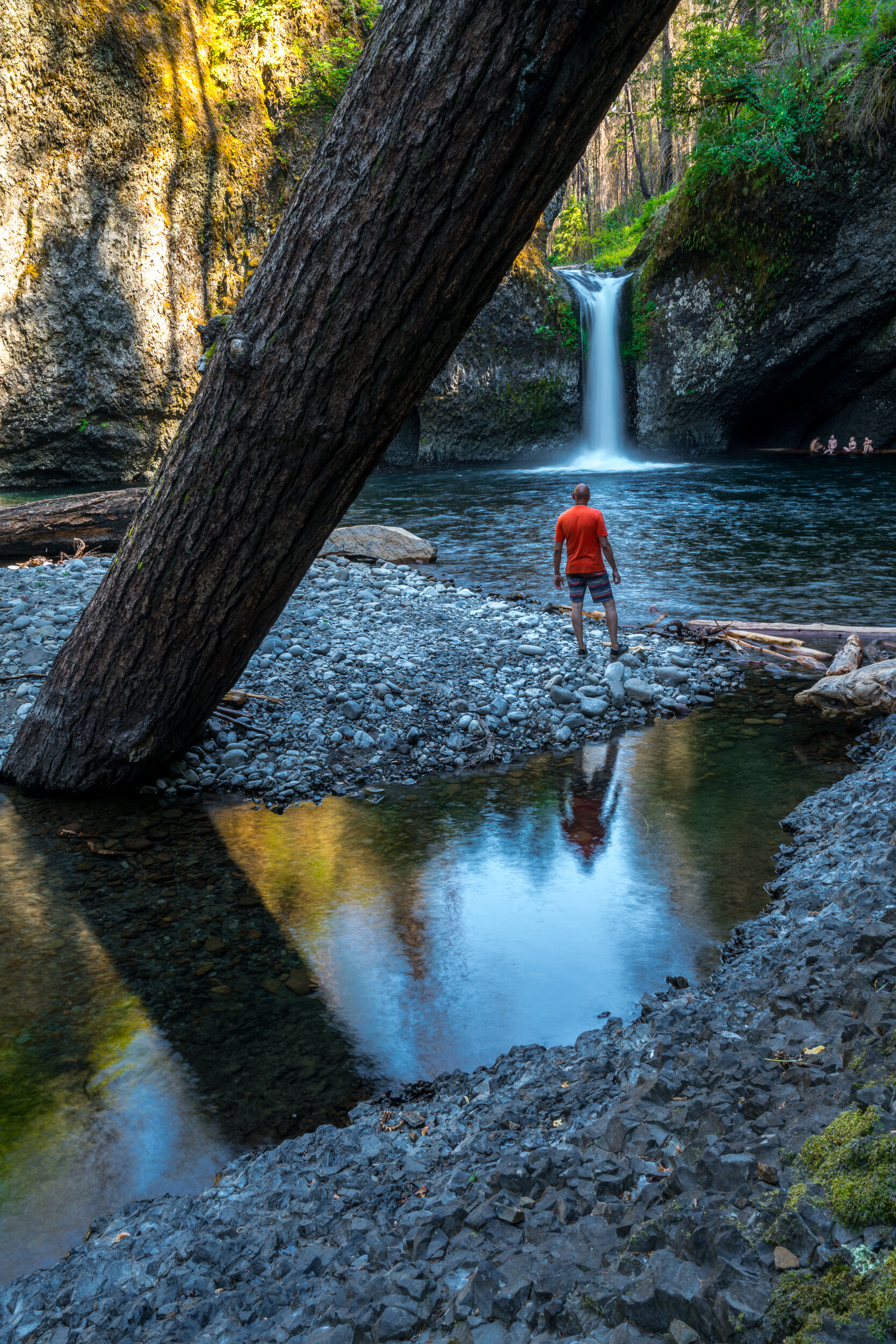 Punchbowl Falls, Oregon