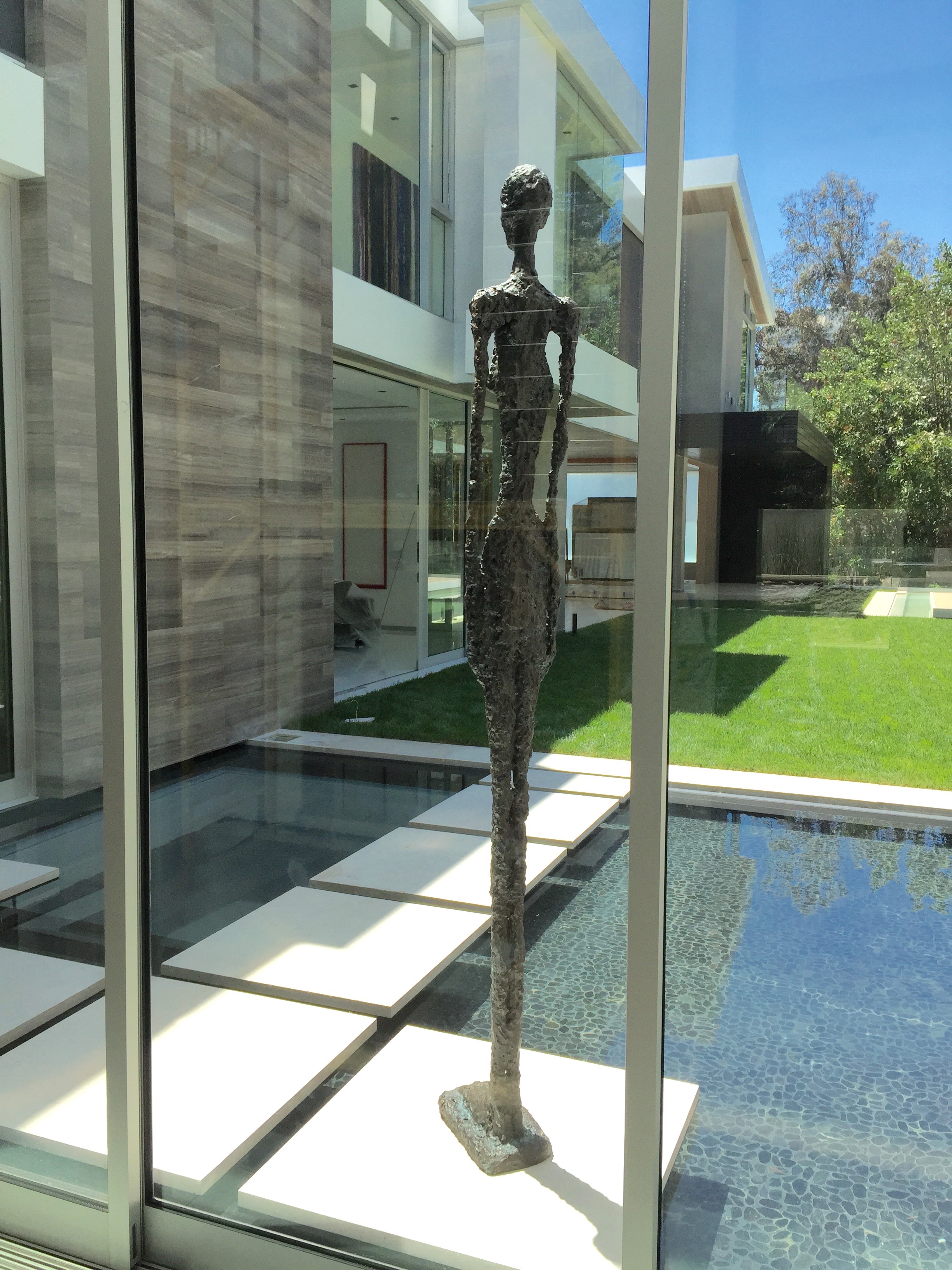  Created for the "HOMAGE À GIACOMETTI SERIES".