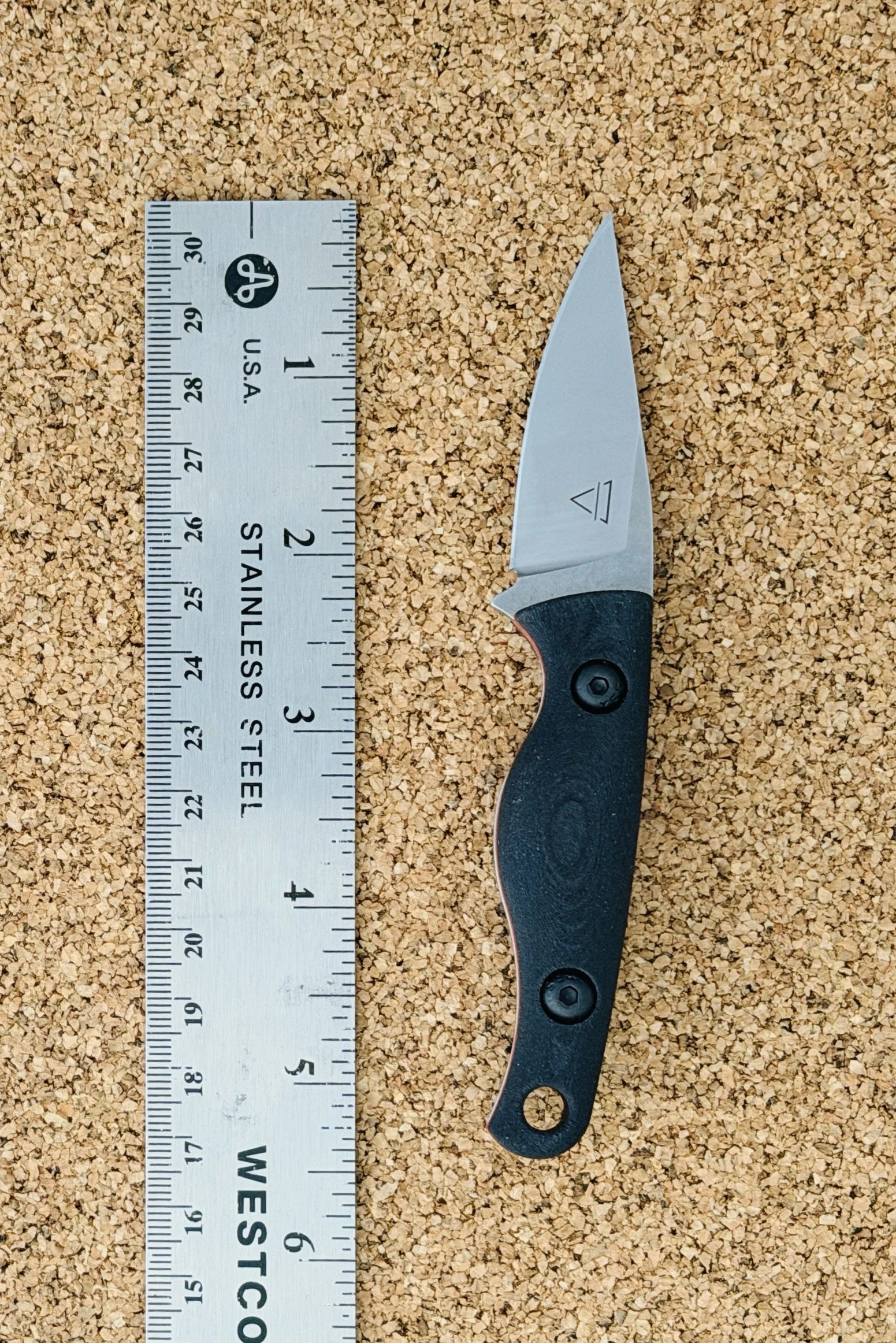 Minnow- Magnacut with Kydex sheath
