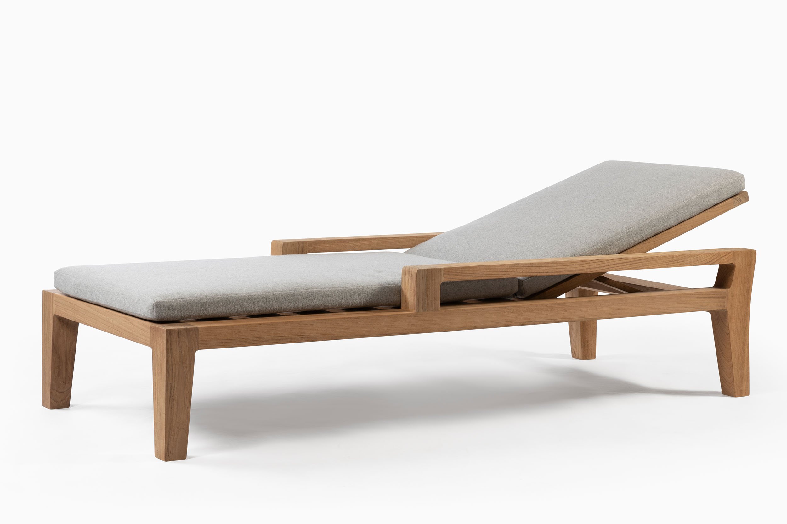 Banyan Chaise 1.jpg