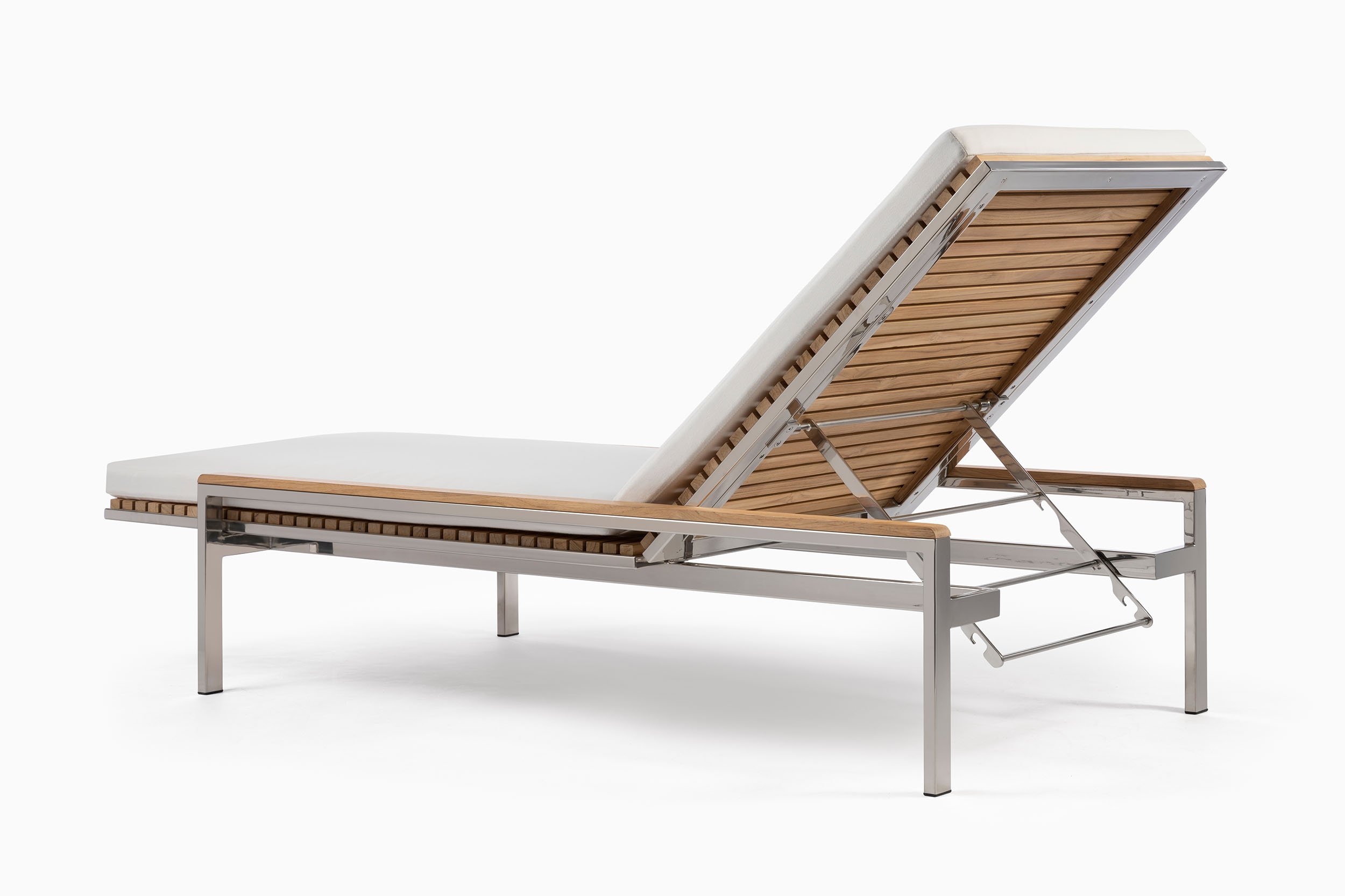 Echo High Chaise 5.jpg