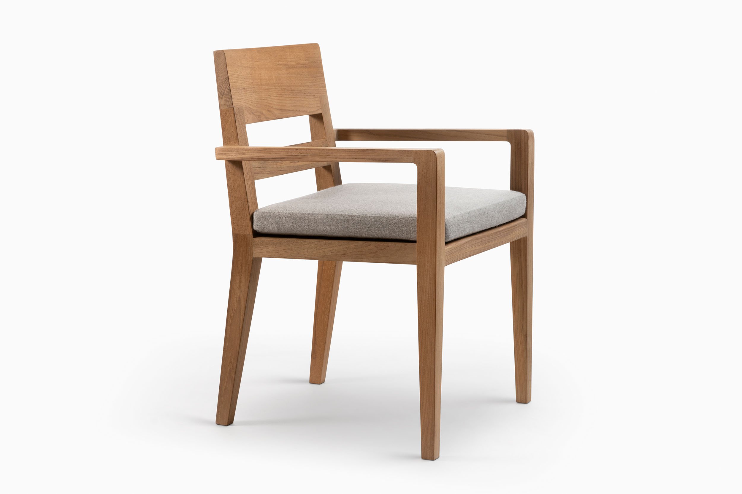 Banyan Dining Arm Chair 003.jpg