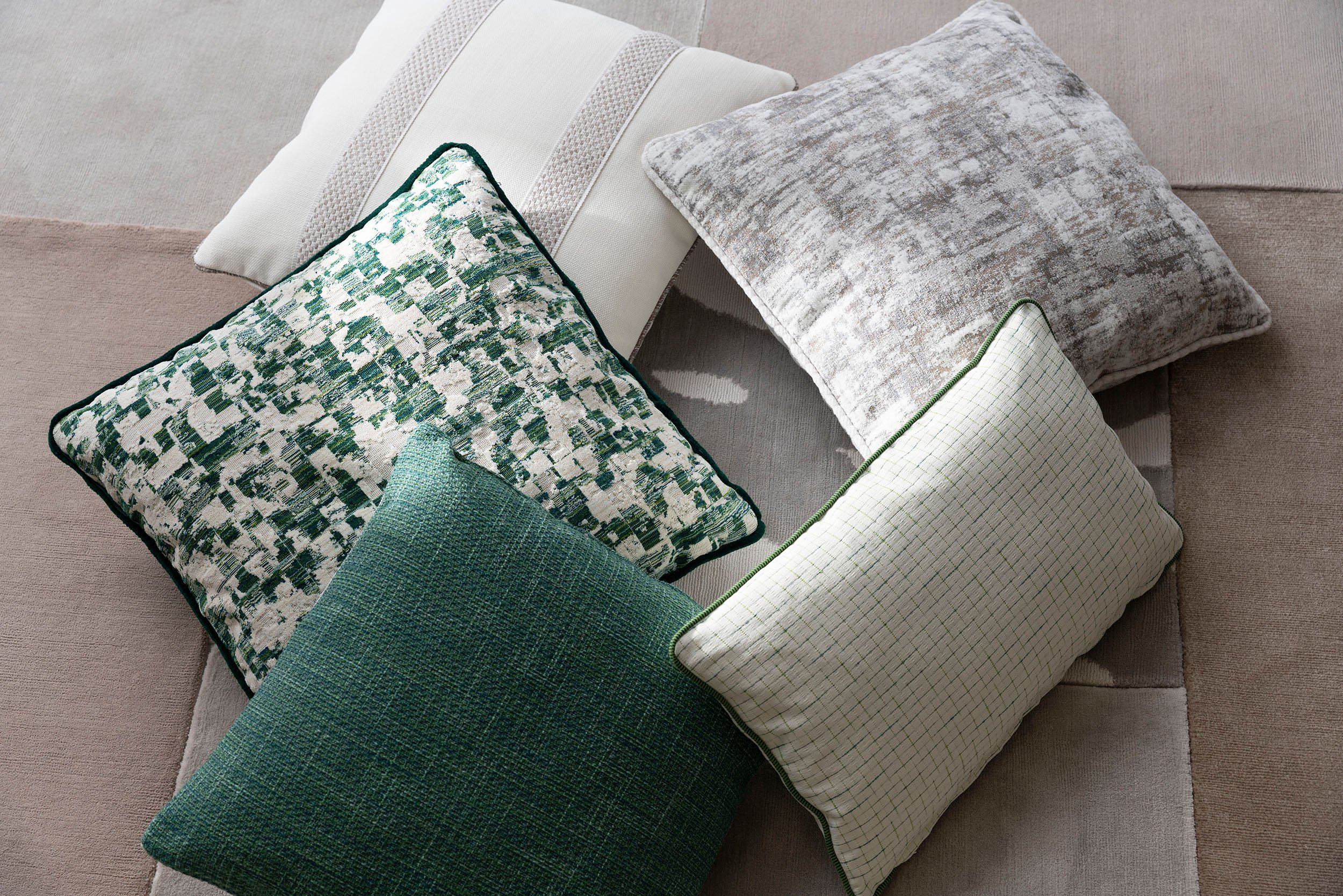 Link Outdoor Pillows 2024 (26).jpg