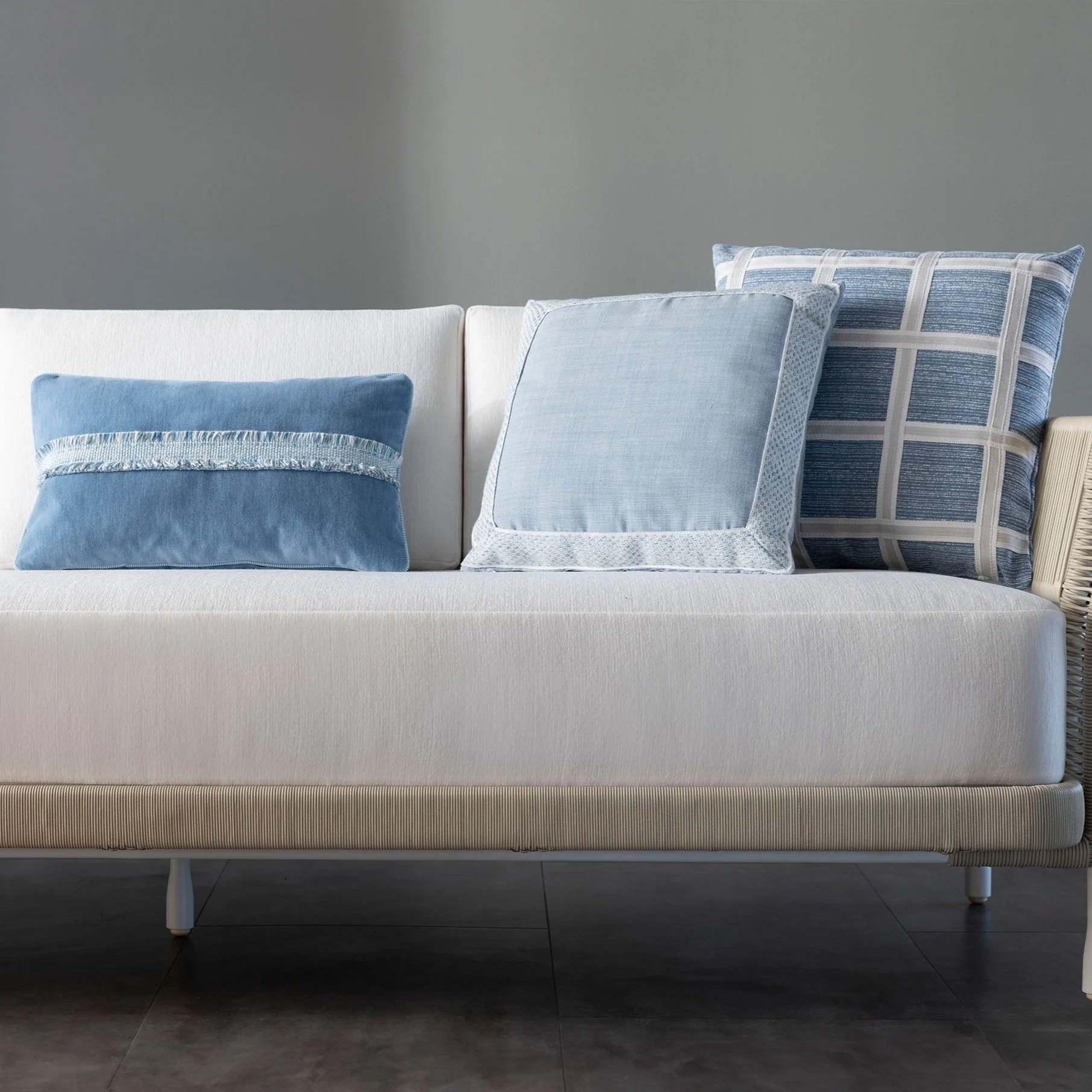 Link+Outdoor+Pillows+2024+%284%29.jpg