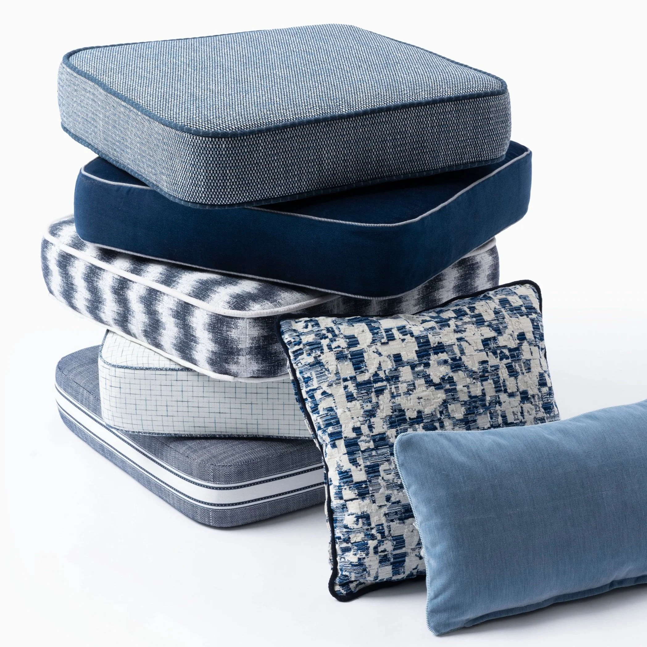 Link+Outdoor+Pillows+2024+%2821%29.jpg