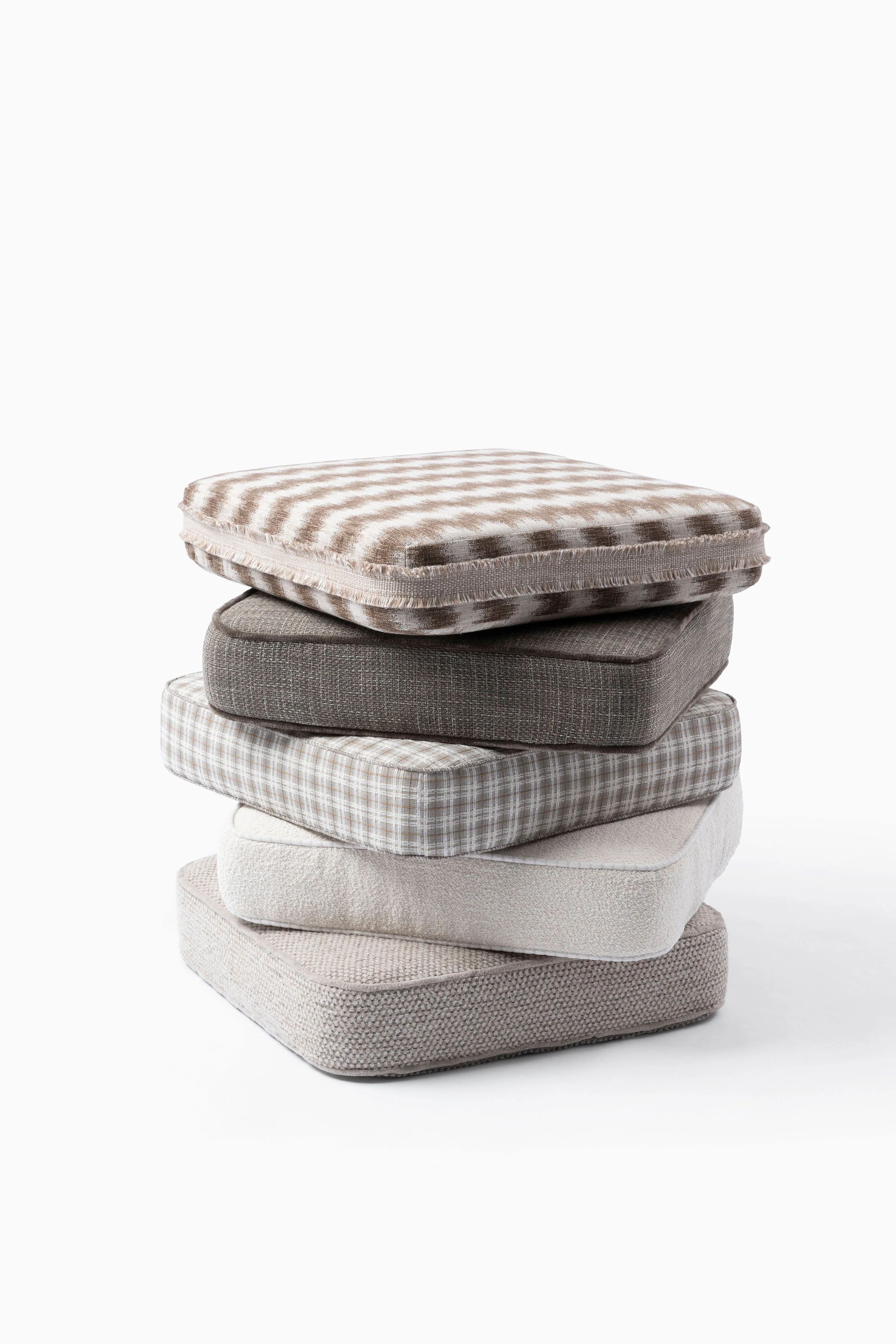 Link Outdoor Pillows 2024 (16).jpg