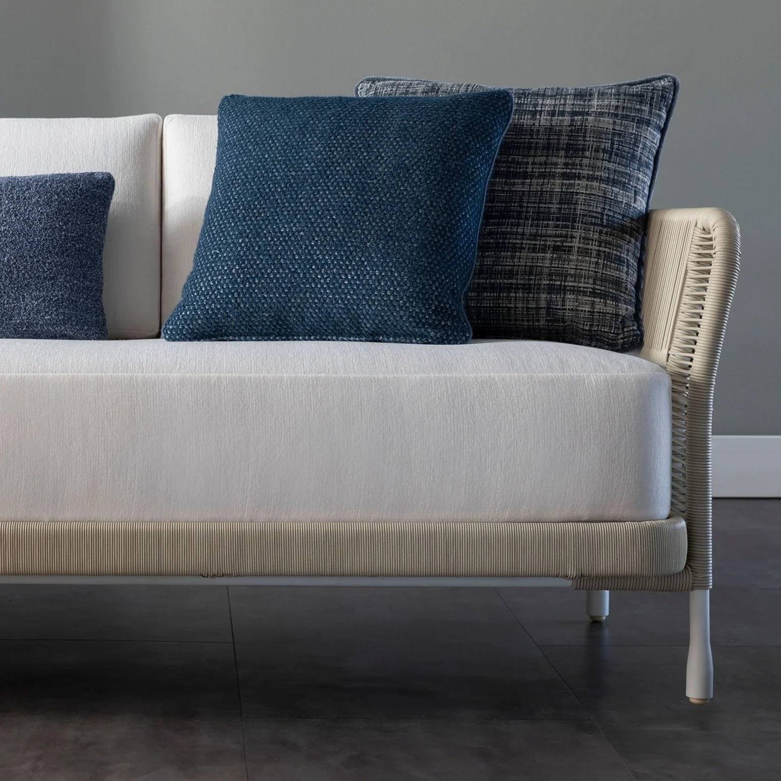 Link+Outdoor+Pillows+2024+%289%29.jpg