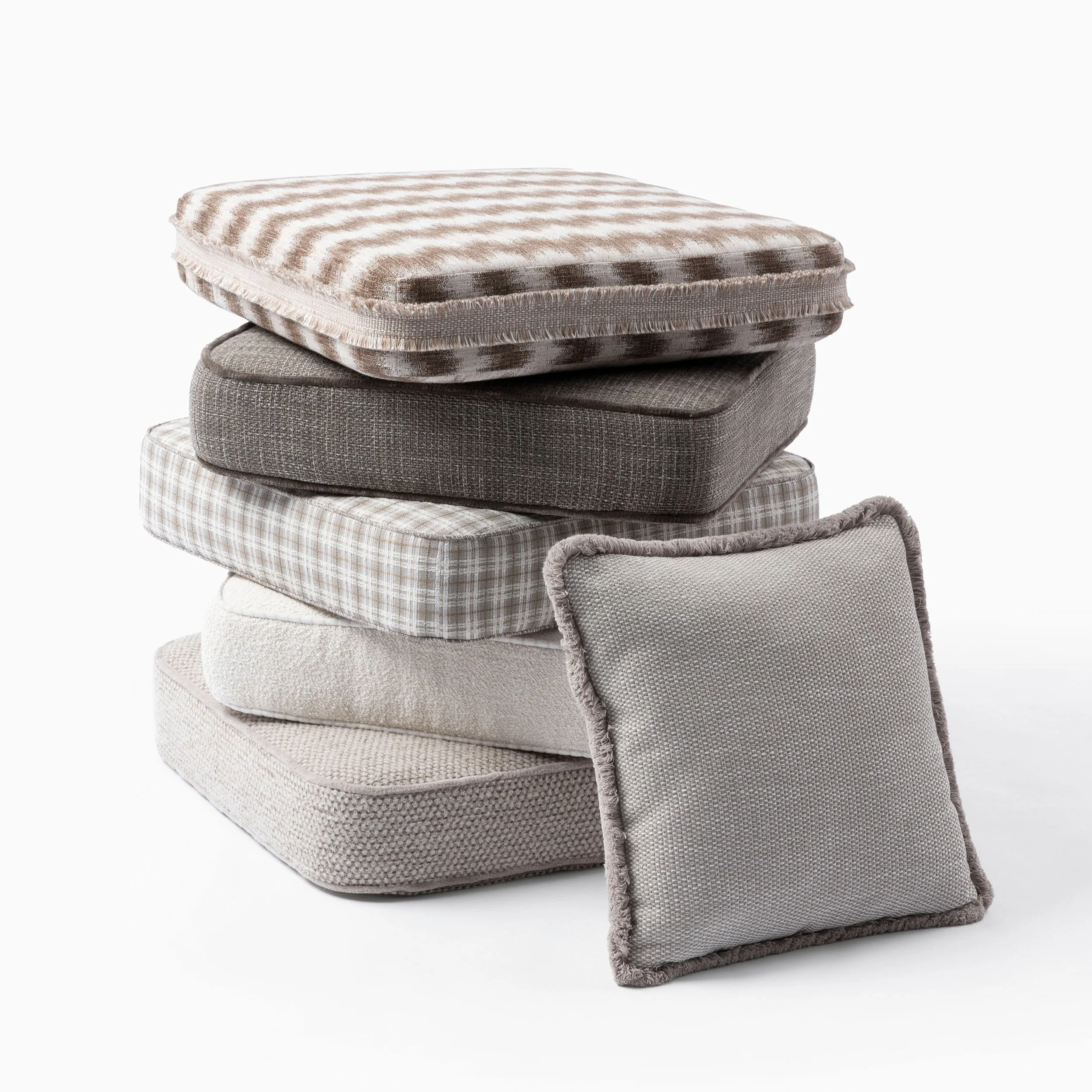 Link+Outdoor+Pillows+2024+%2818%29.jpg
