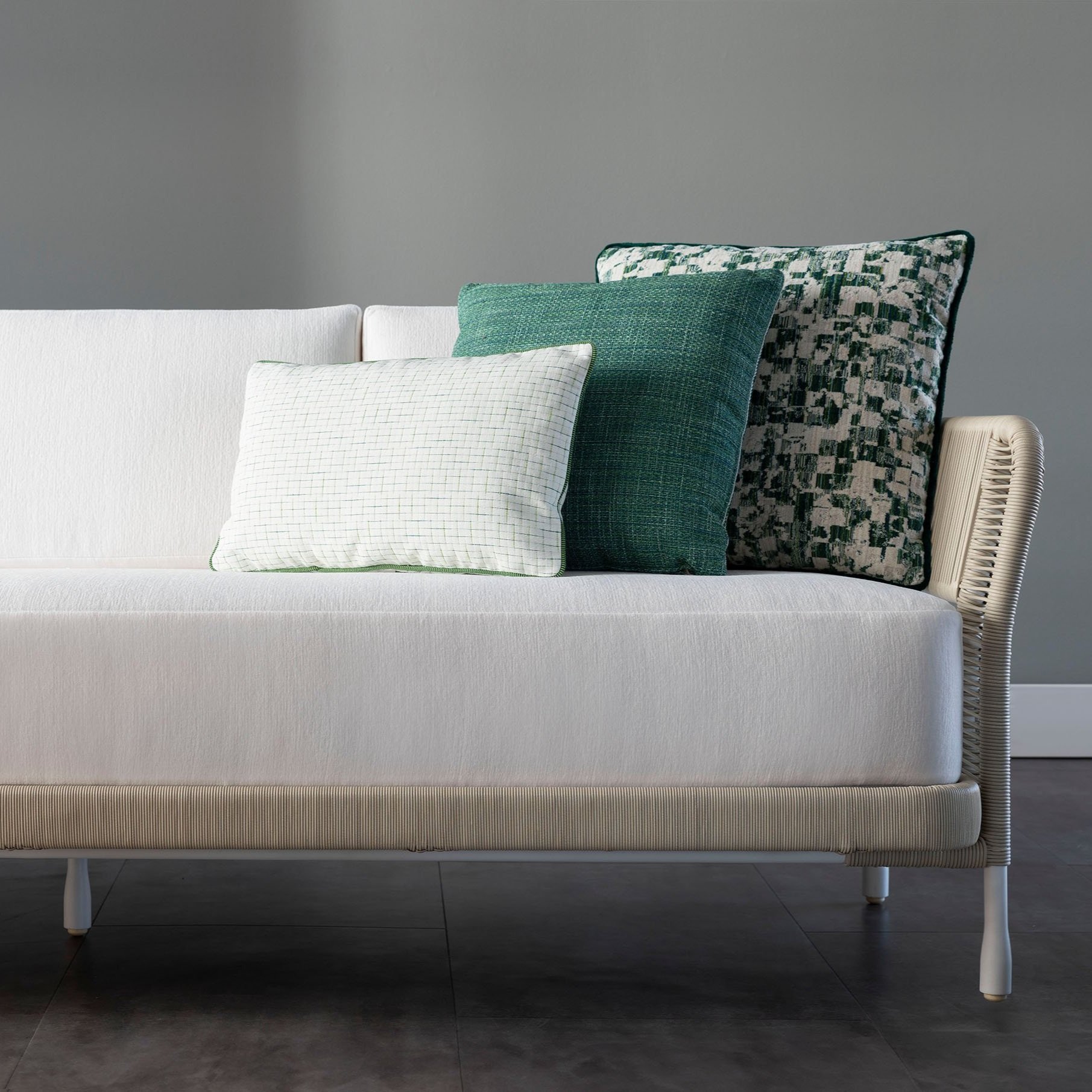 Link+Outdoor+Pillows+2024+%2810%29.jpg