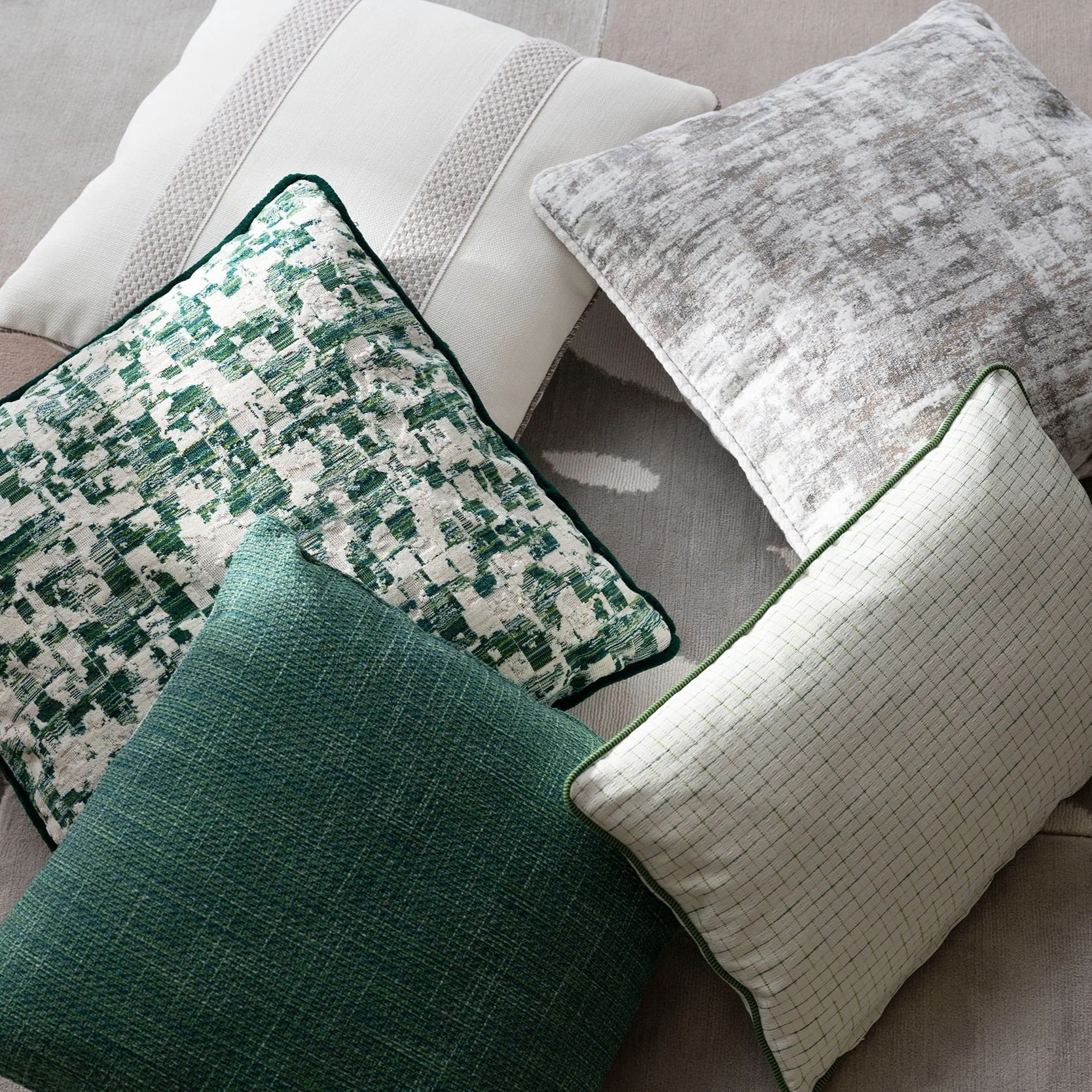Link+Outdoor+Pillows+2024+%2826%29.jpg