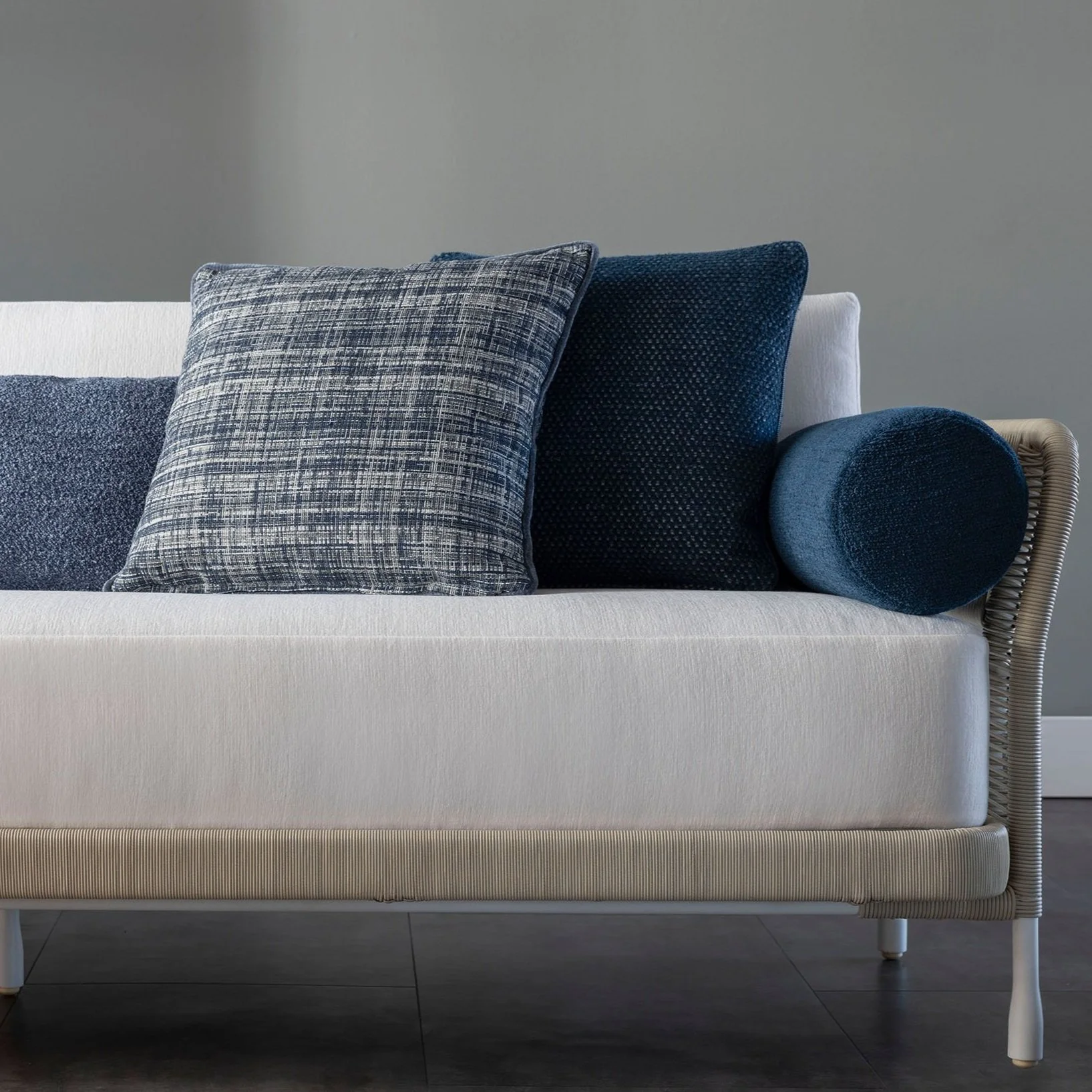 Link+Outdoor+Pillows+2024+%288%29.jpg
