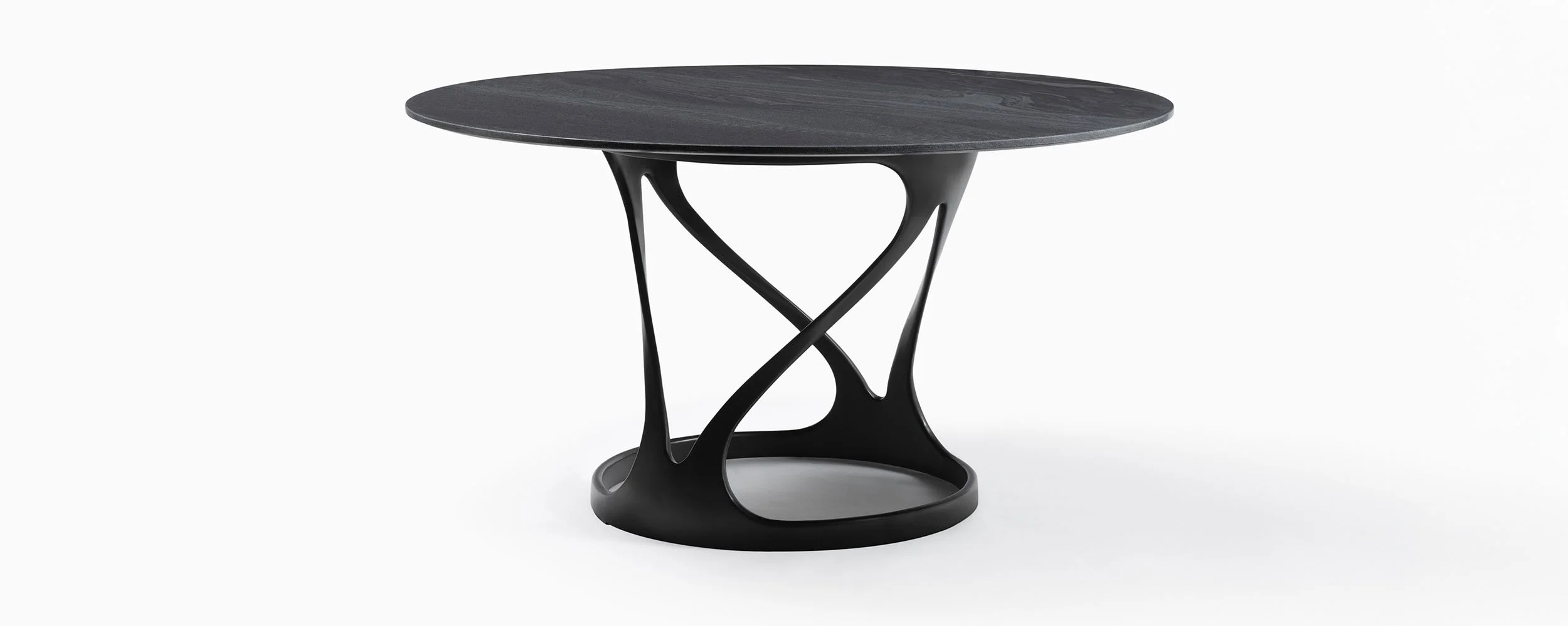 Vela Dining Table