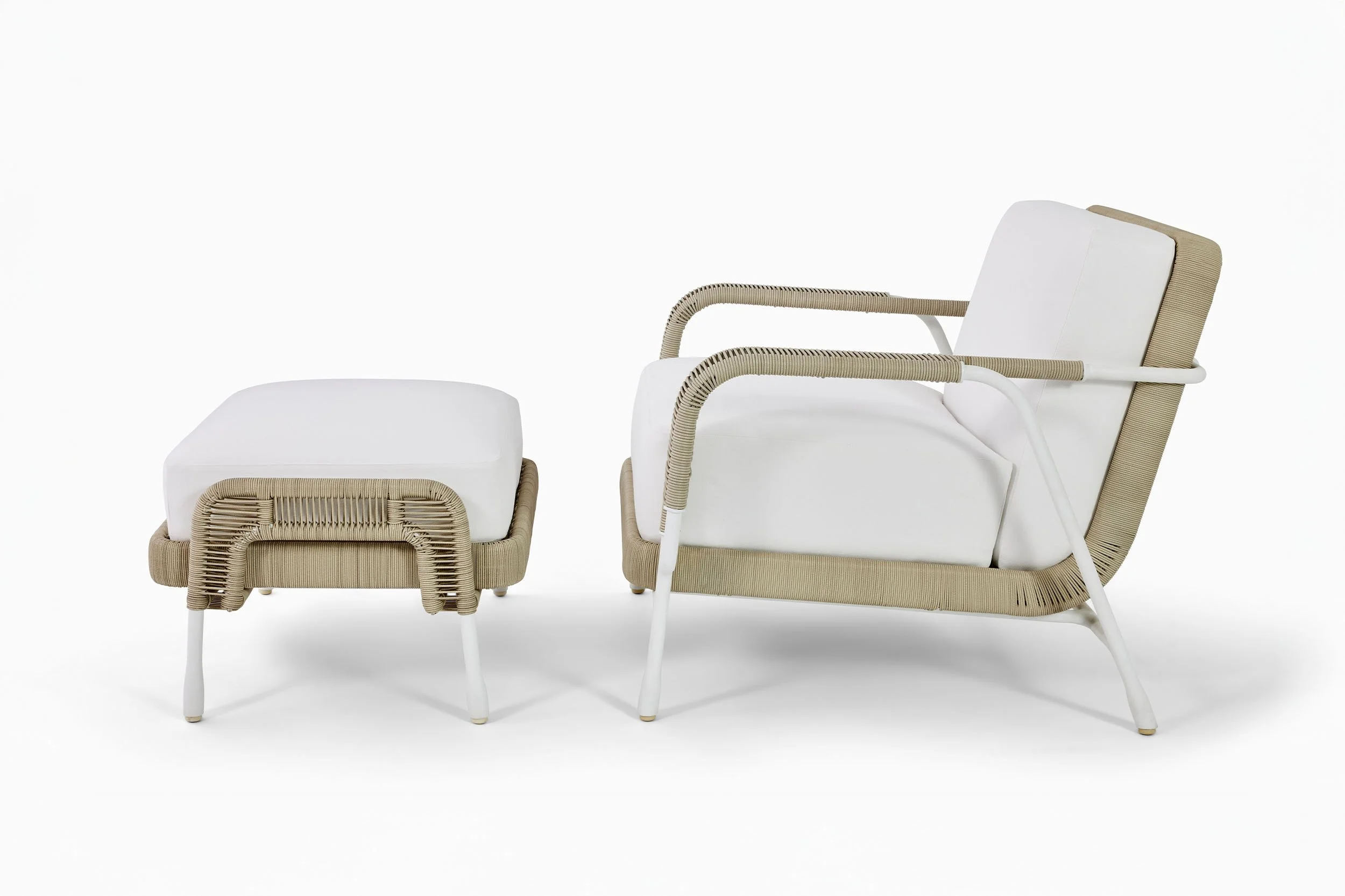 Monterey Ottoman Sand 006.jpg