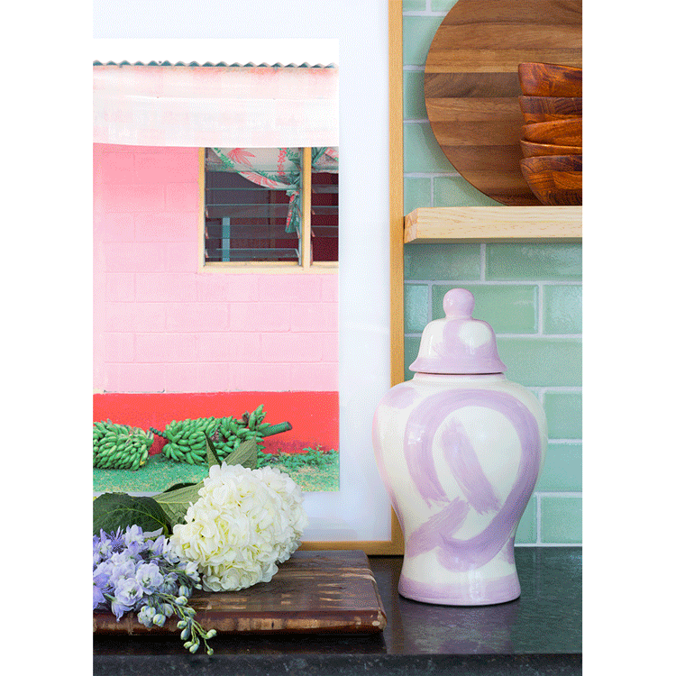 ginger_jars_with_flowers.gif