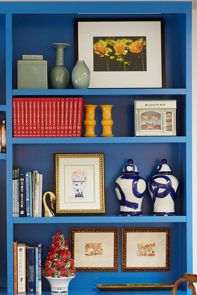 child reading nook, interior design for children, colorful interiors, colorful interior design, brushstroke ginger jars, colorful bookshelf, colorful bookcase, Albertina M. Cisneros, Mimosa Lane Blog