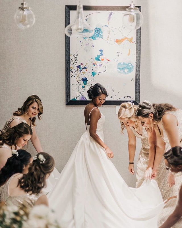 A-Line Beauty 🥂Ruki stunned in a White Satin Dress as her bridesmaids prepared her to walk down the isle. &bull;
&bull;
&bull;
&bull;
&bull;
&bull;
#engaged #theknot #southindian #bridetobe #wedding #weddingdecor #weddingbells #weddingday #weddingph