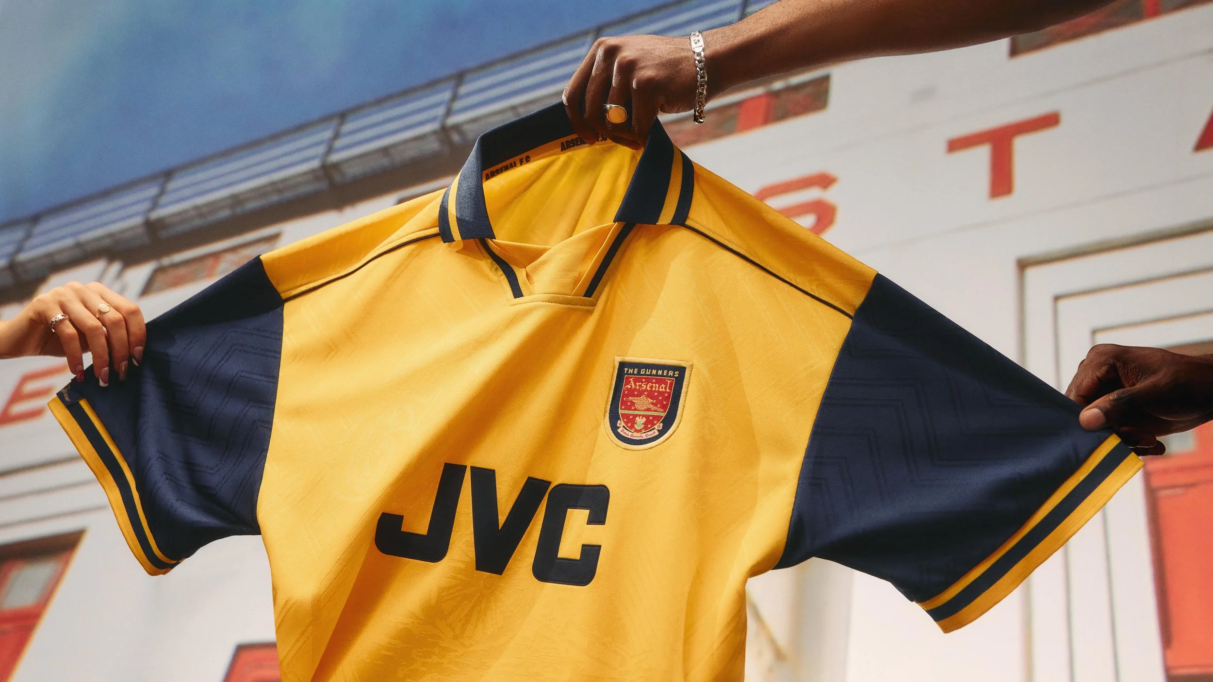 SHIRT_1_354.jpg
