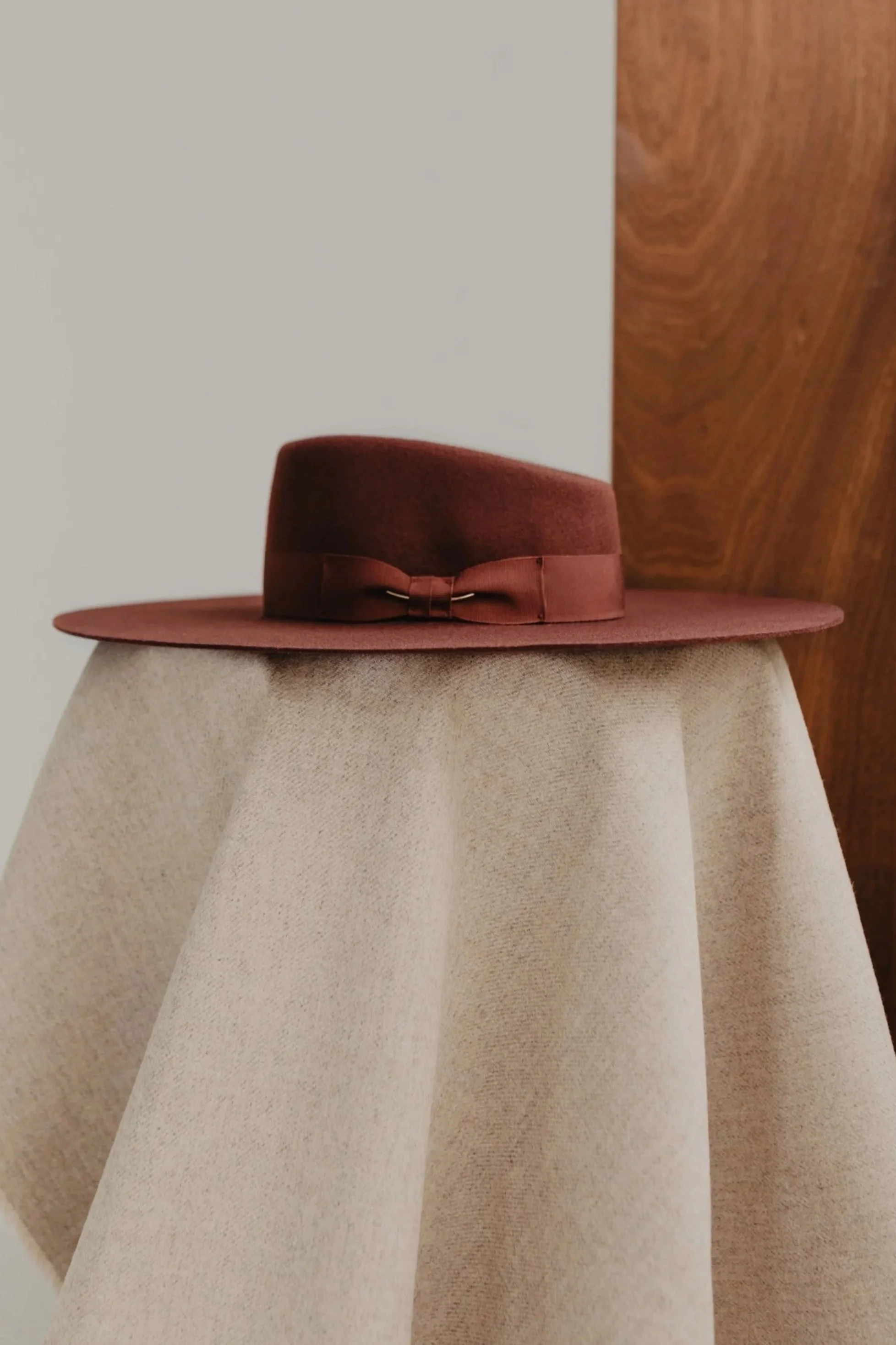 PAUL_Burgundy.jpg (copie)