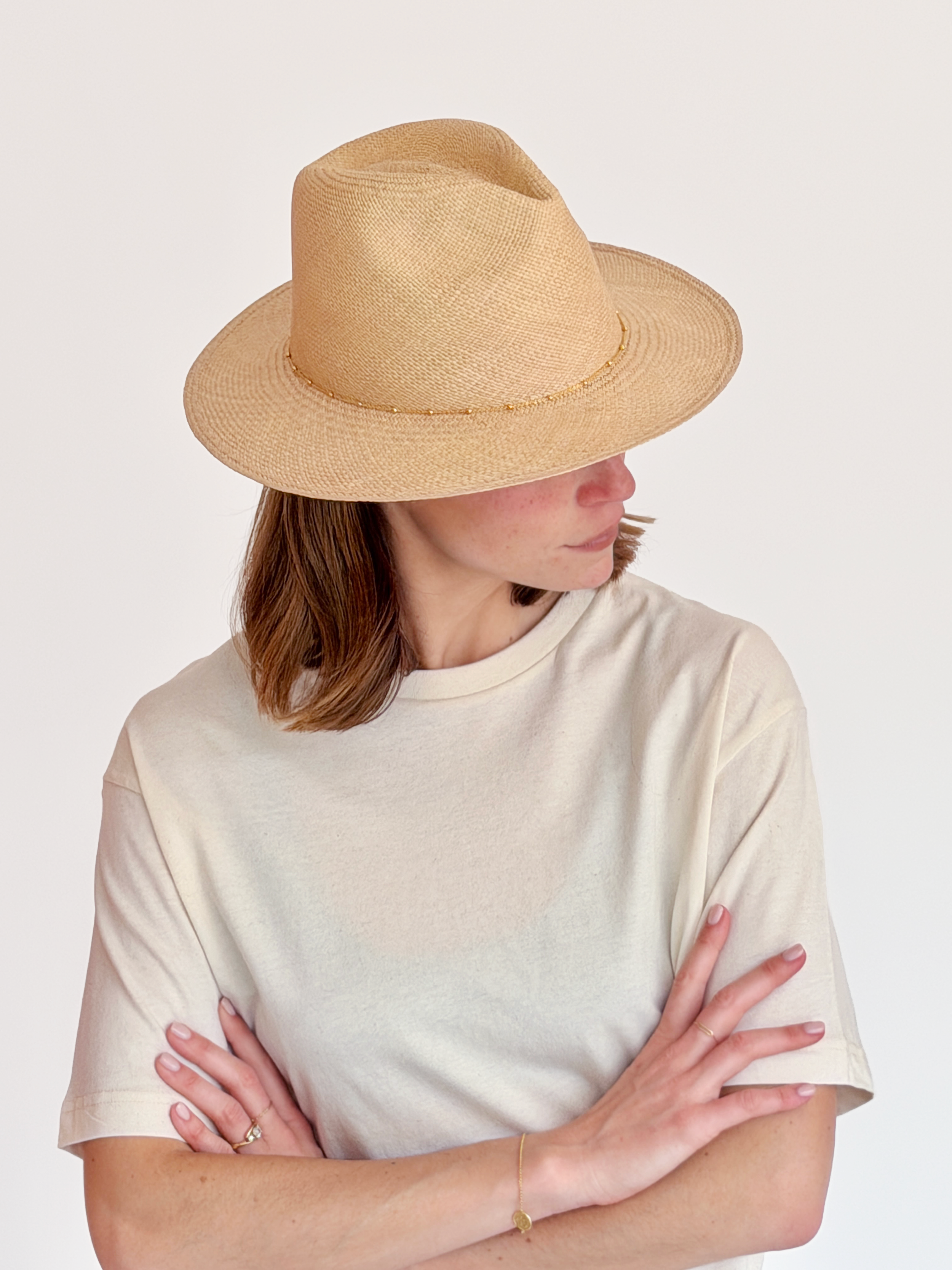 chapeau-bella-beige2.png