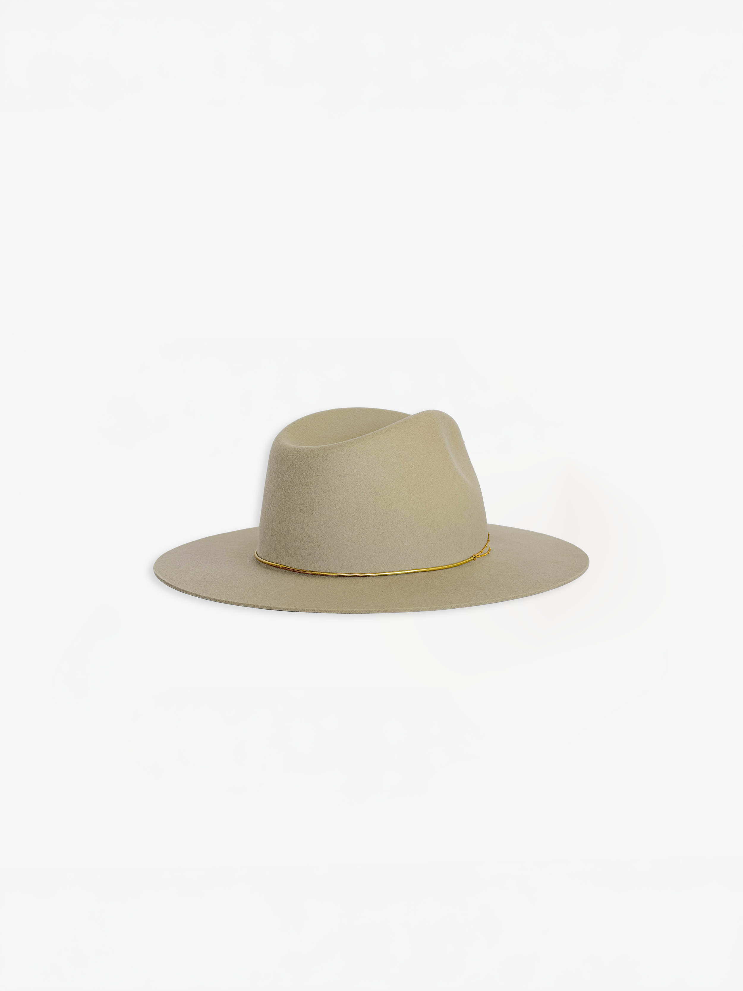 lea-ivory5.png