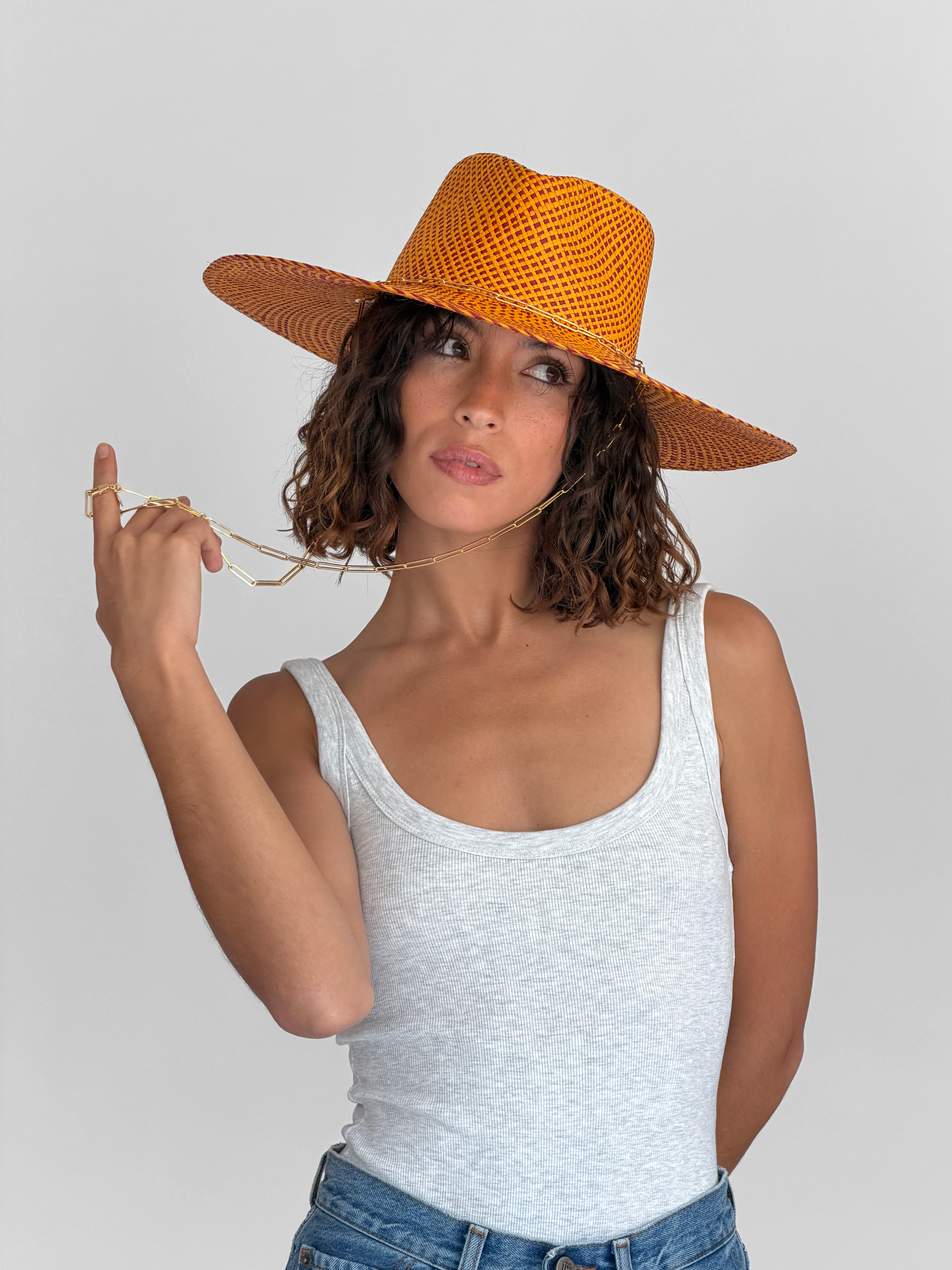 livyjr-apricot-burgundy2.png