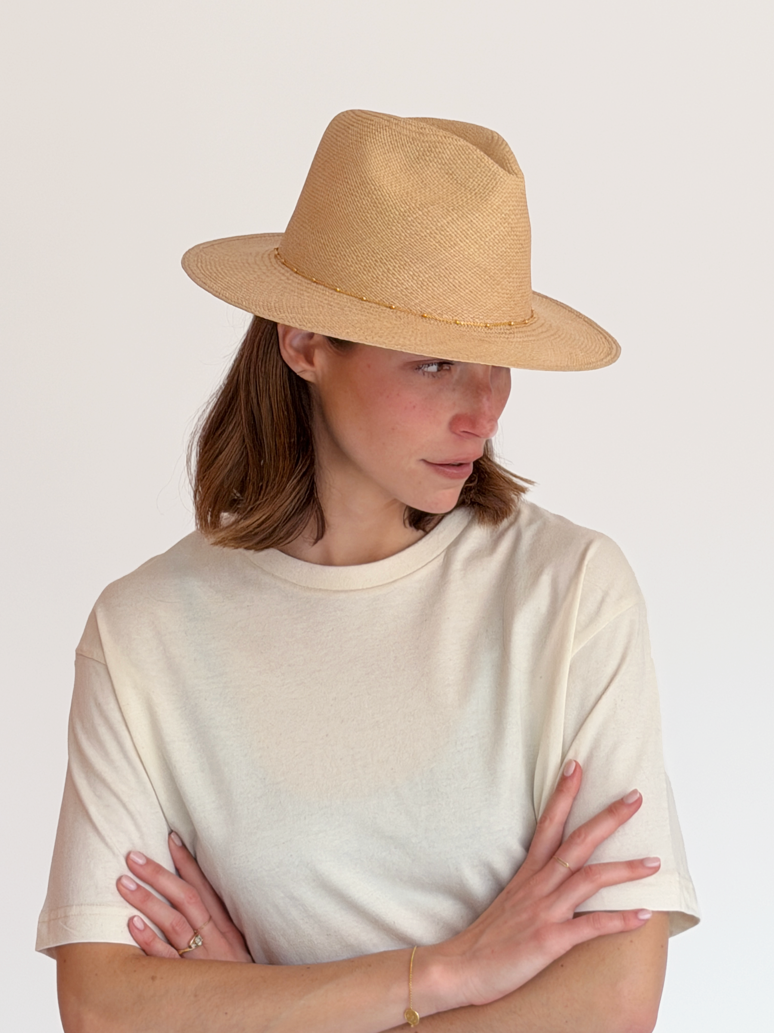 chapeau-bella-beige3.png