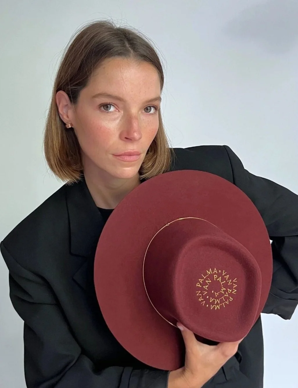 ROMA-BURGUNDY1.jpg (copie)