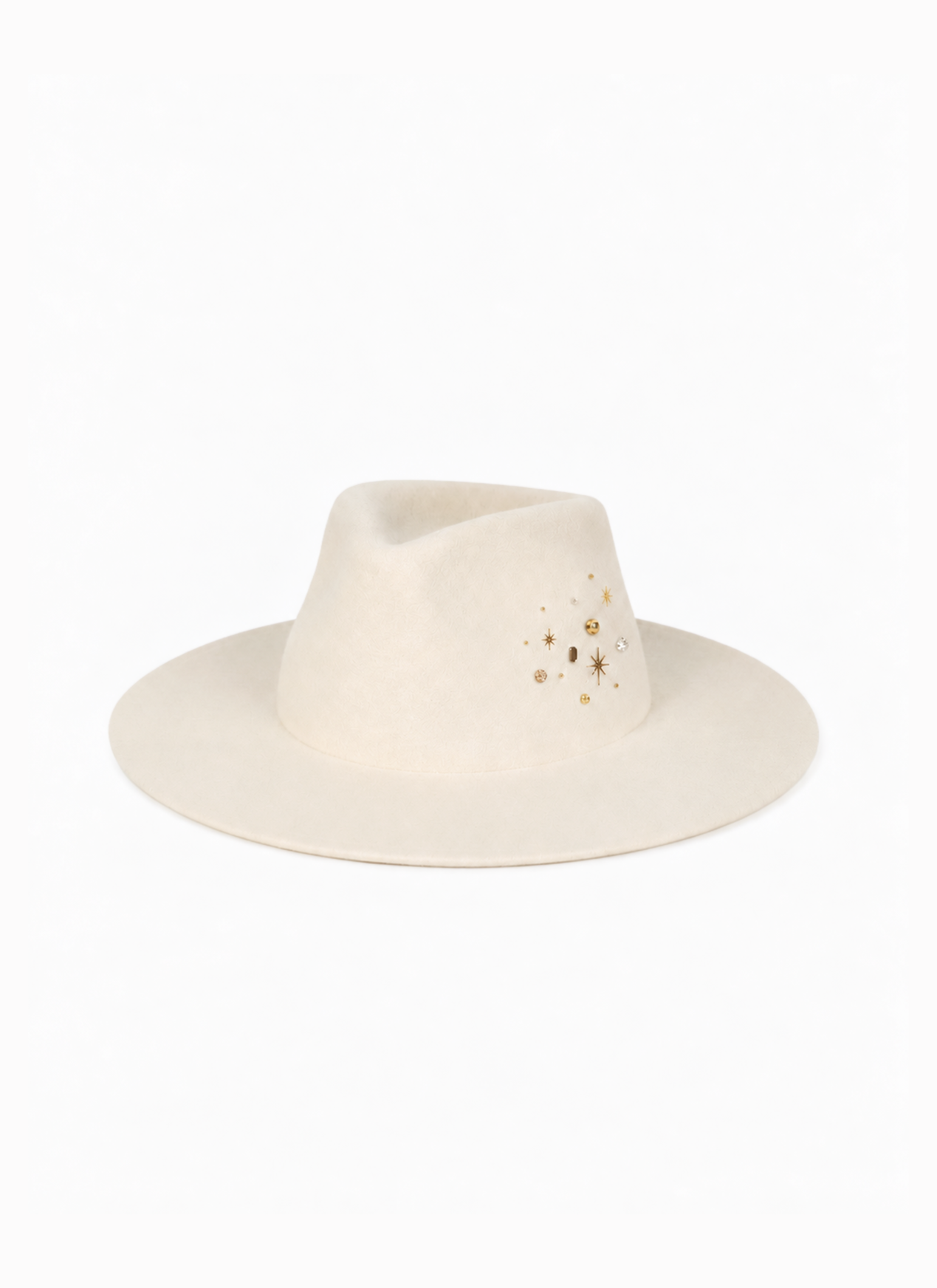 lena-offwhite.png
