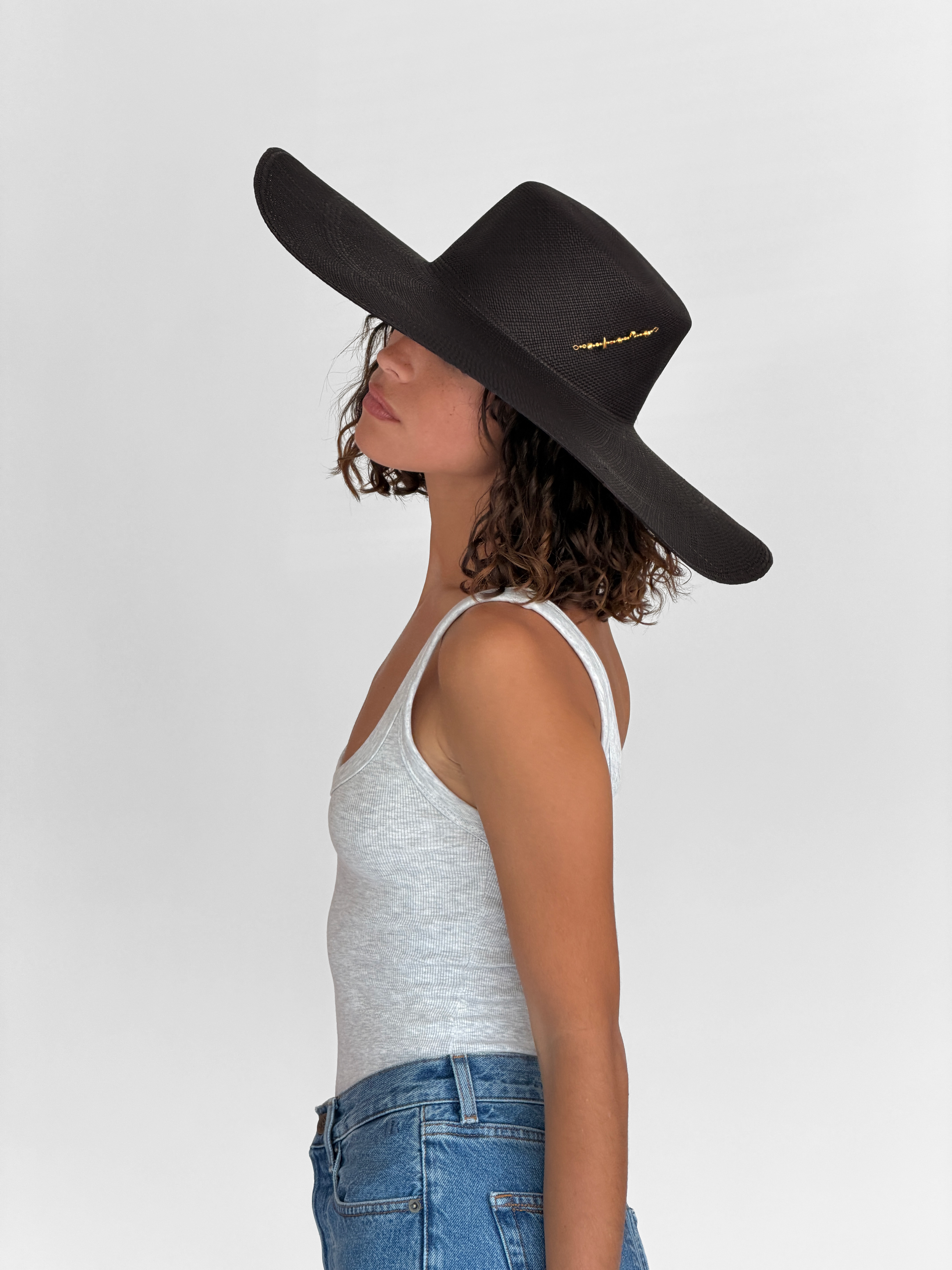 GENA XL - BLACK