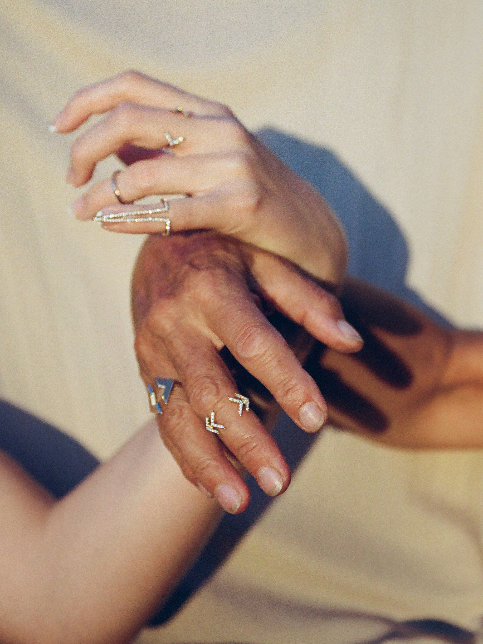 alpha fingertip ring