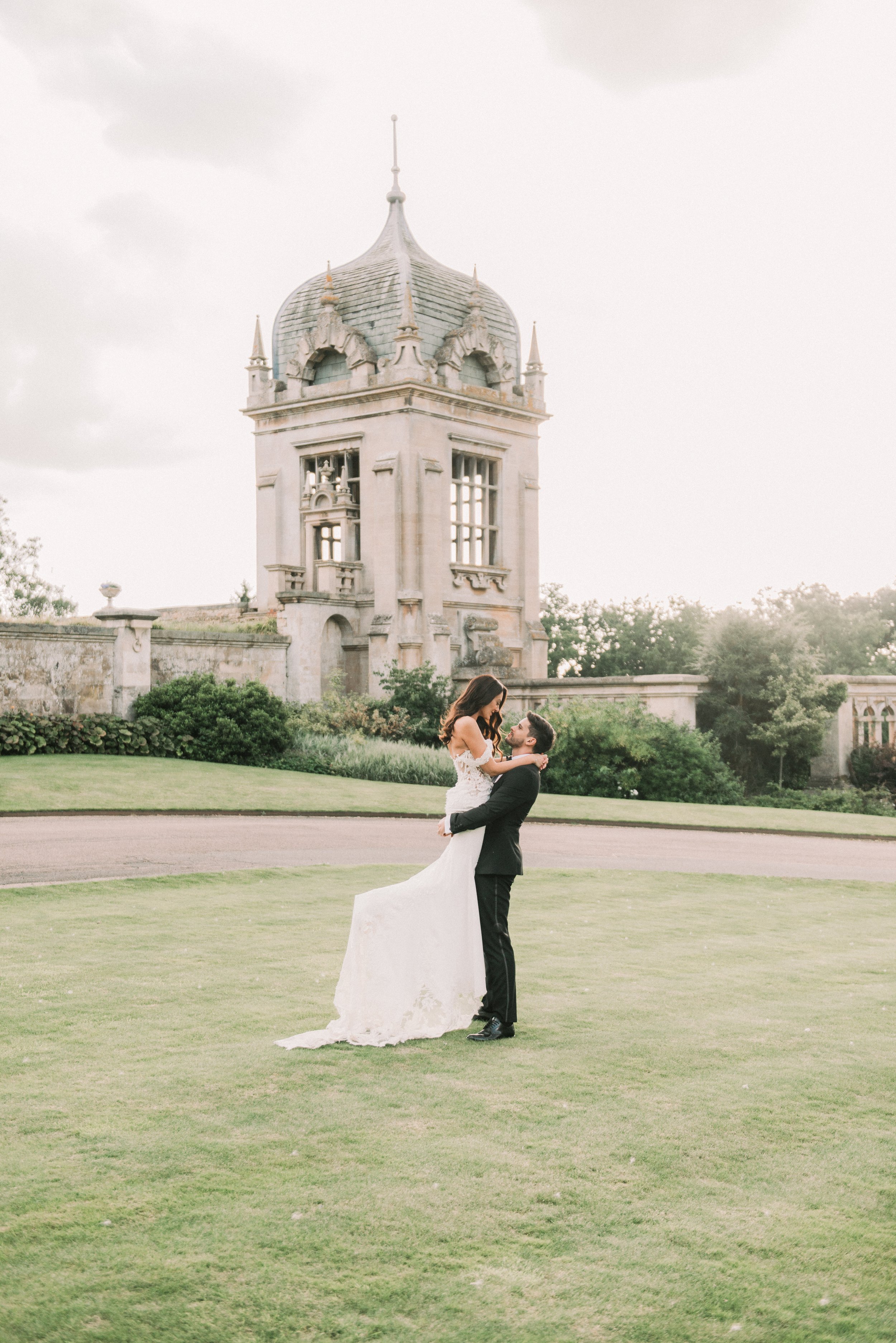 Laura & Ben _ Harlaxton Wedding_Rebekah Robert Photography-2053.jpg