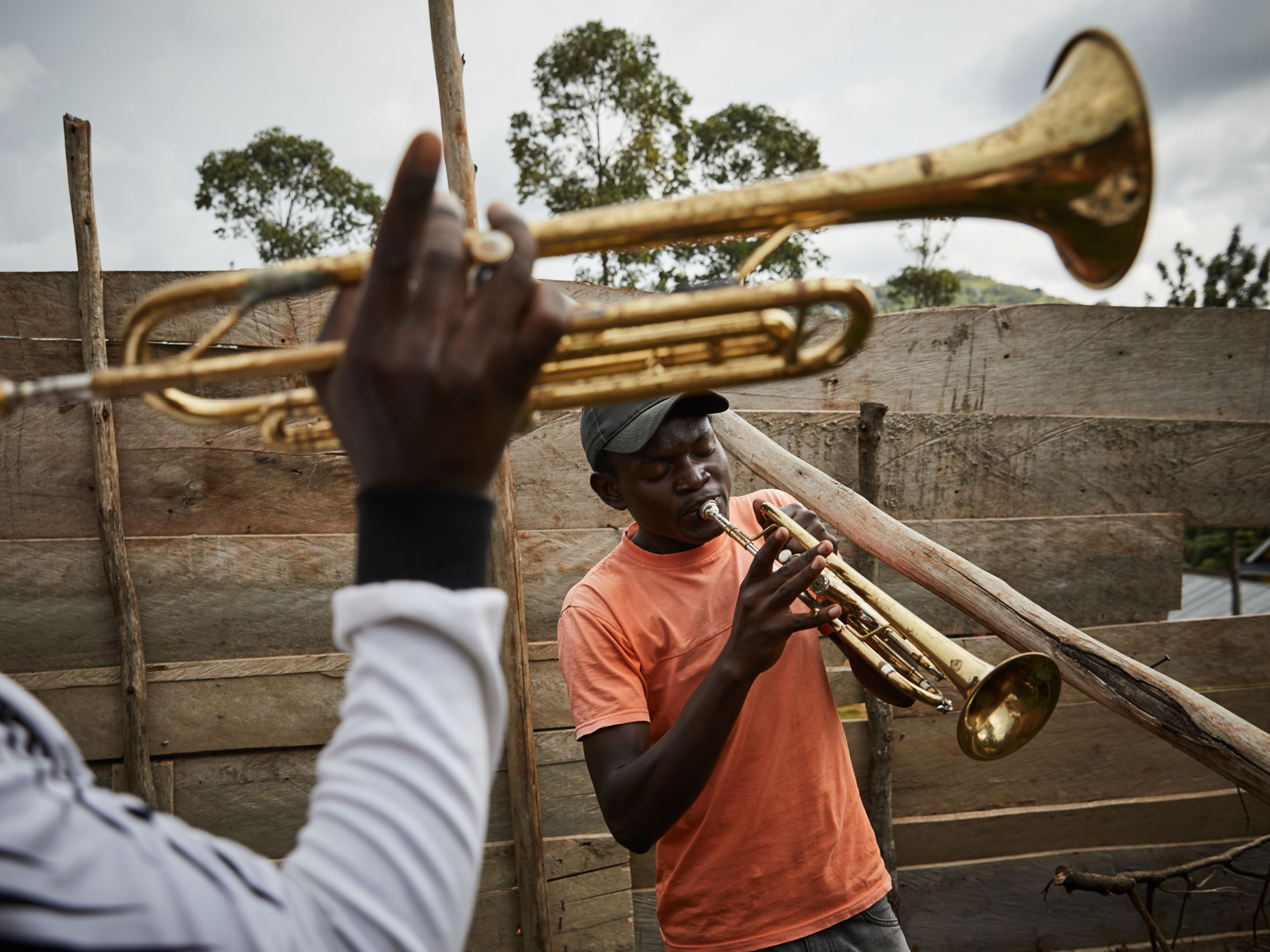  Heri and Moises play their instruments in Beni. the epicentre of the Ebola crisis.  