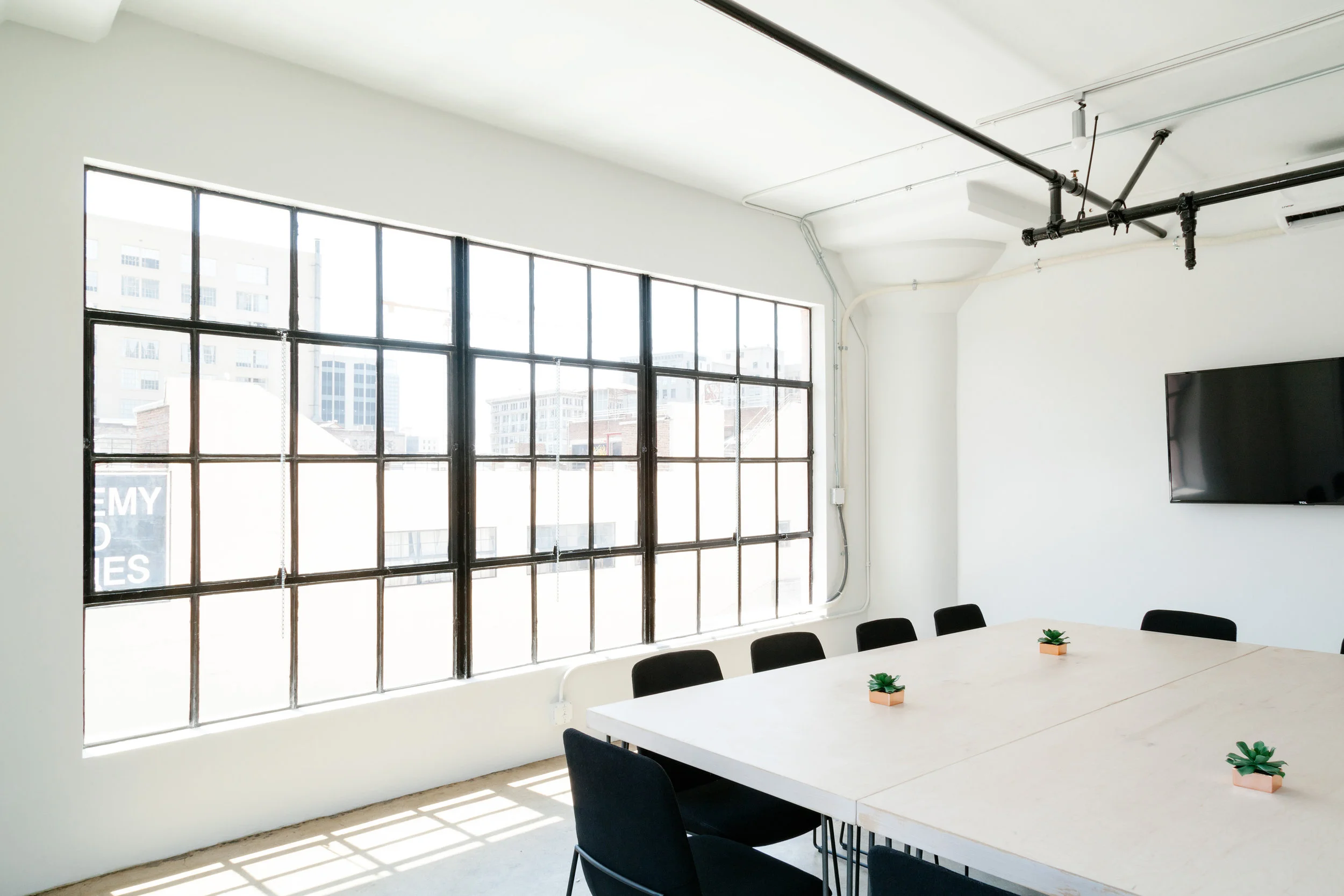 Oxford offices outperform UK