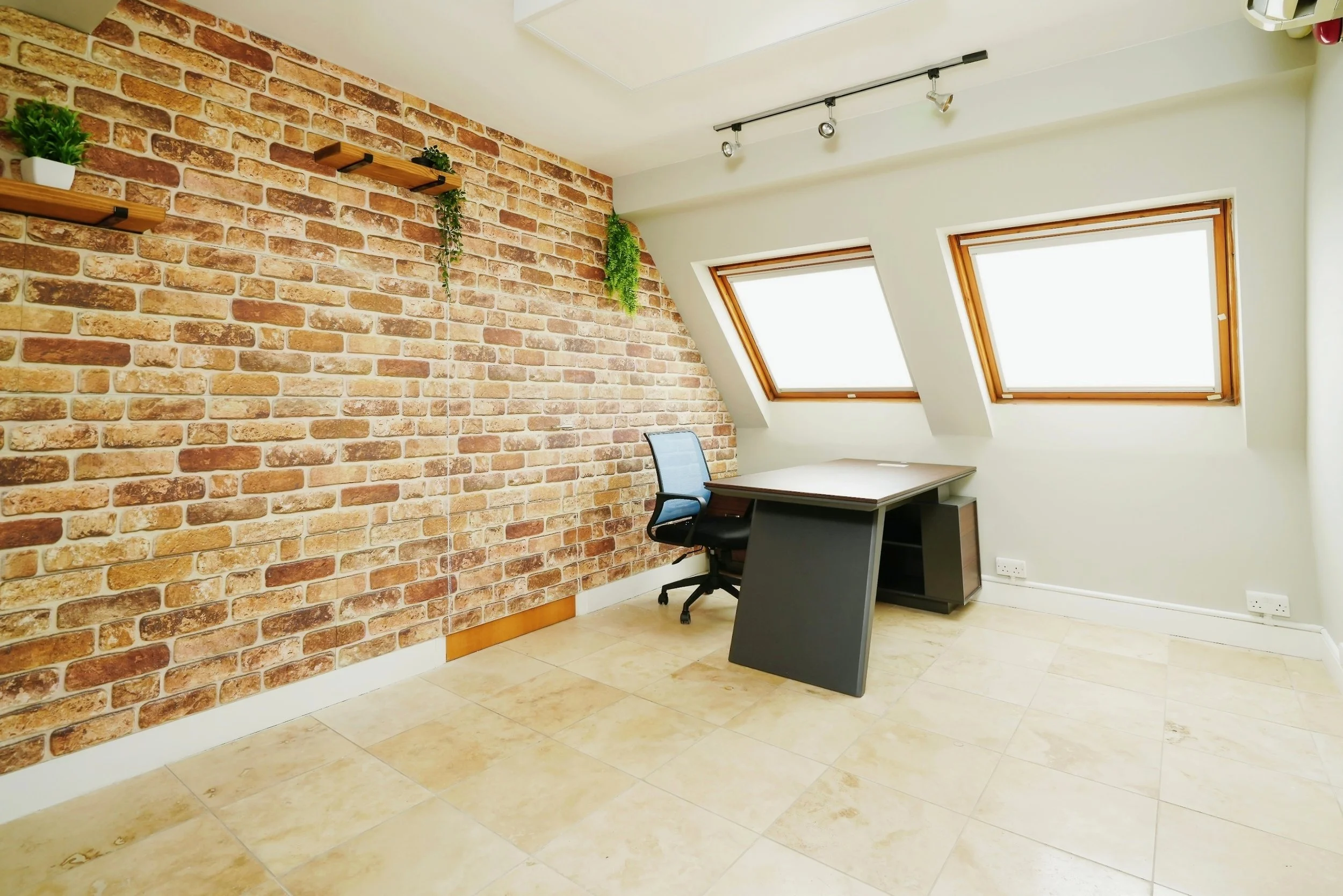 102 OCK STREET, ABINGDON