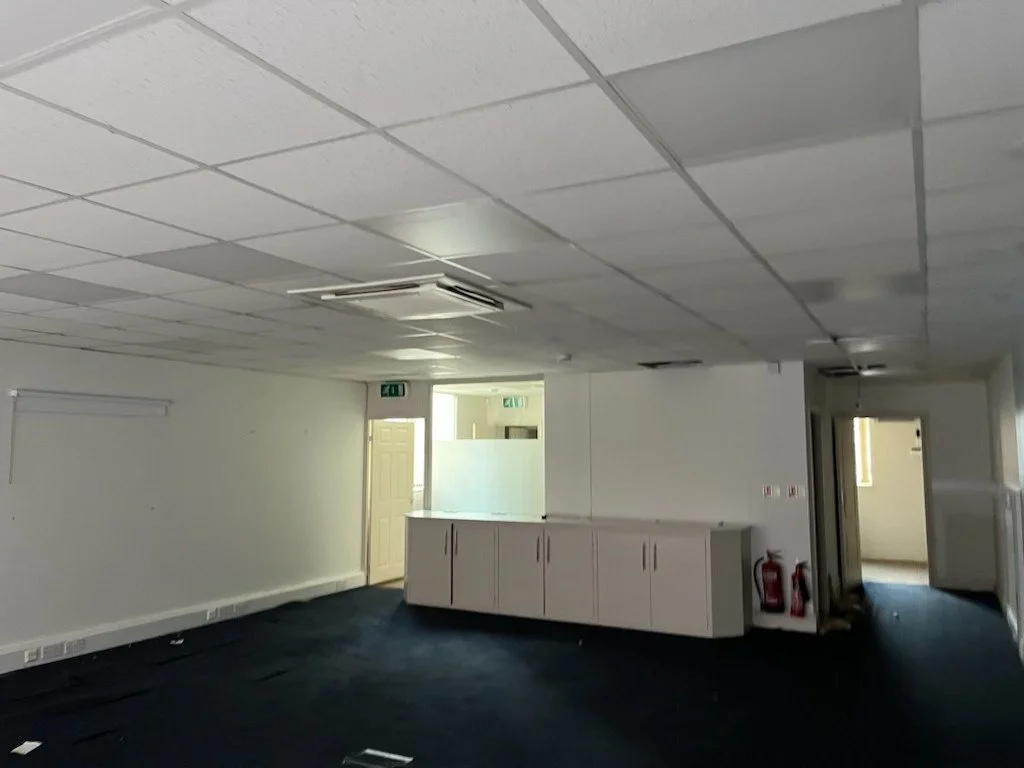 HOLLYTREE HOUSE, HEADINGTON