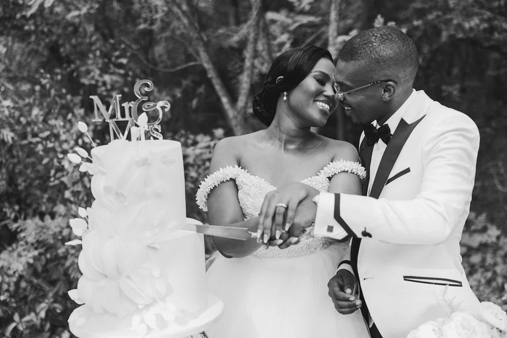 Stefan_Coetzee_Wedding_Photographer_Cake_cutting_2.jpg