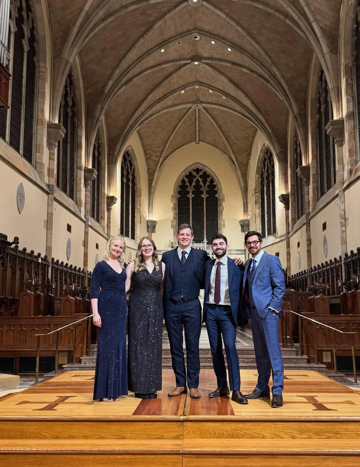 Stop three on our USA tour brought us back to Tennessee and the stunning @sewanee_univofthesouth, where we had the joy of working with the talented singers of @sewaneechoir and performing in the breathtaking All Saints&rsquo; Chapel. 

Now we&rsquo;v