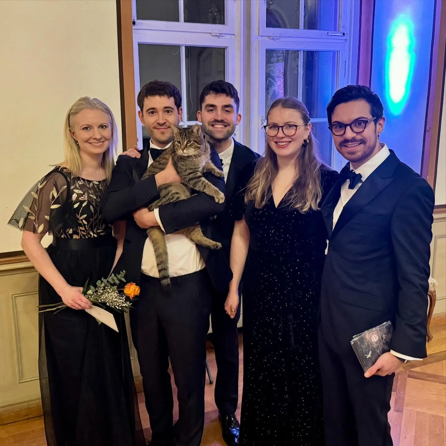 Our first concert of the year took us to Kirchberg an der Jagst, where we presented our special programme for Epiphany in a suitably wintery landscape, surrounded by snow-dusted fields and frozen lakes. After the concert, our most discerning critic y