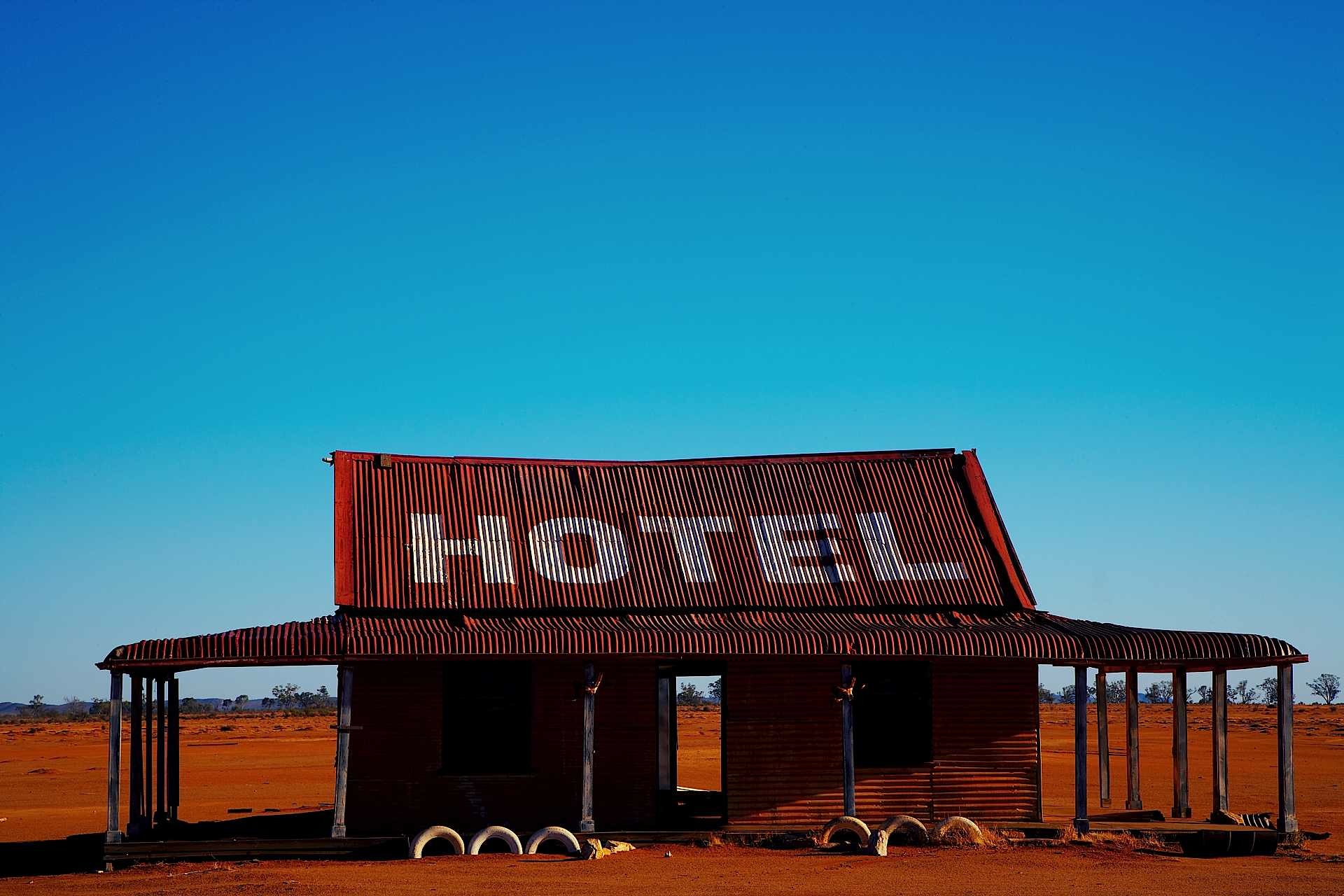 BROKENHILL-LANDROVER-000695 copy.jpg