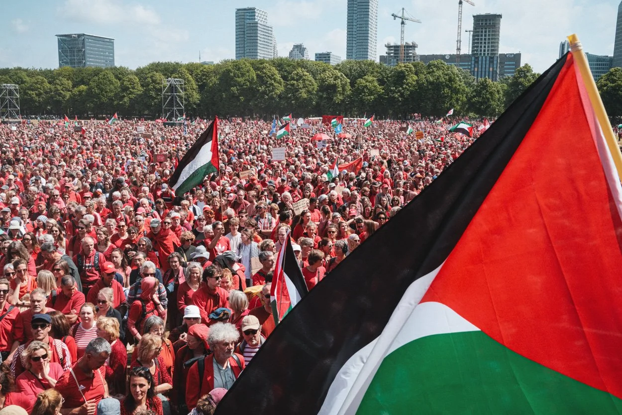The Red Line_2.jpg
