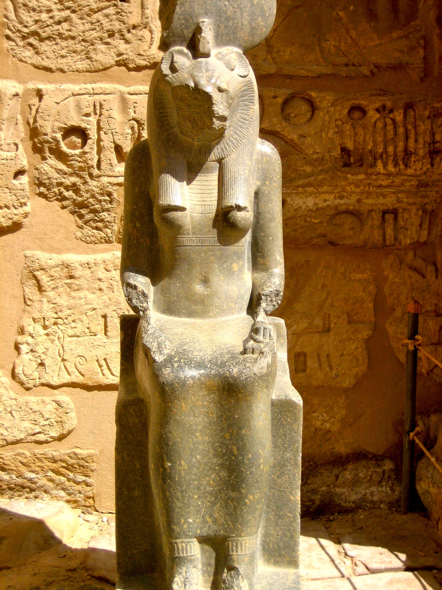 Sekhmet guarding the entrance to the Inner courtyard