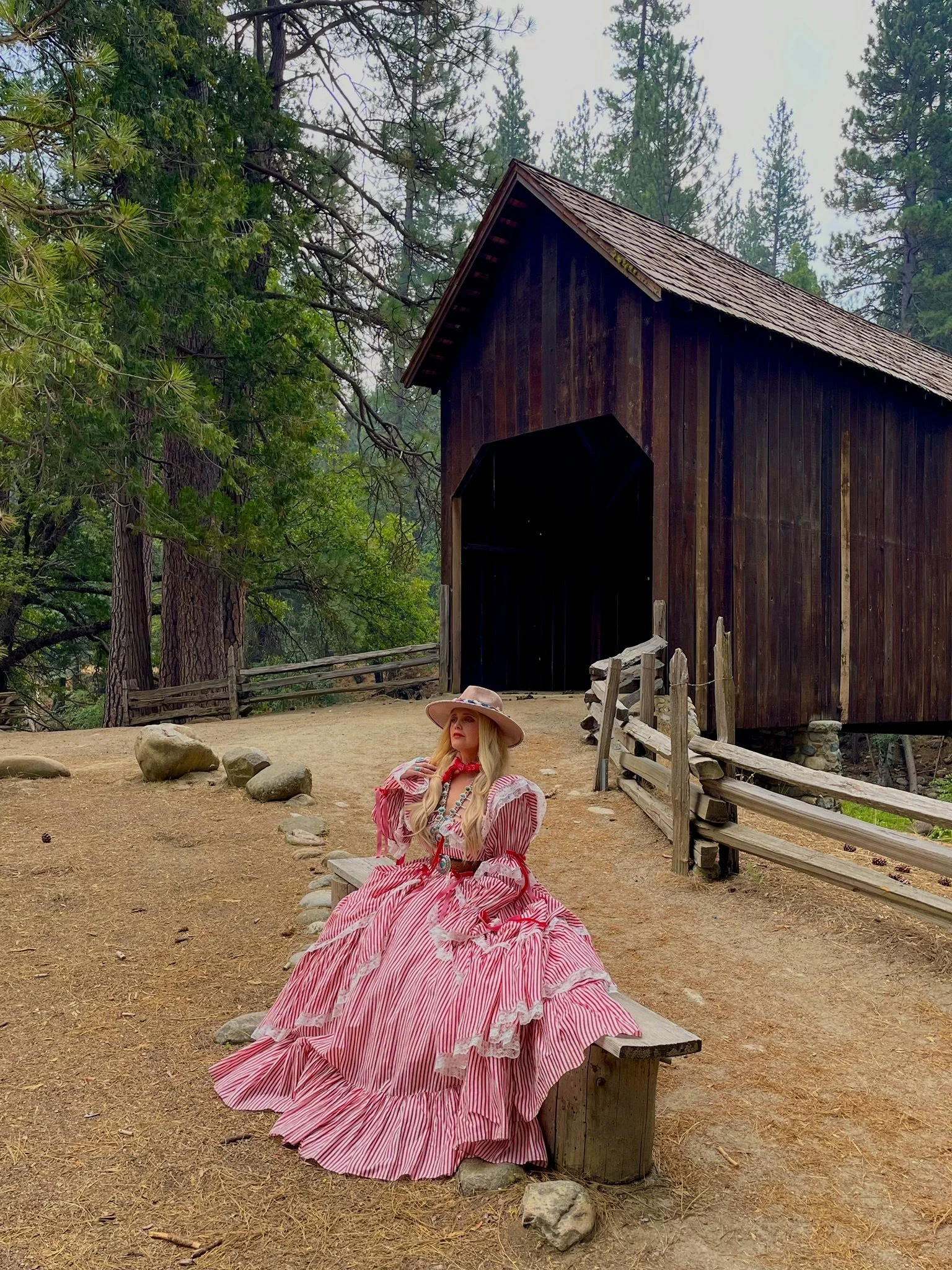 Kimberly Cofer &amp; The Tumbleweeds at Red Falcon