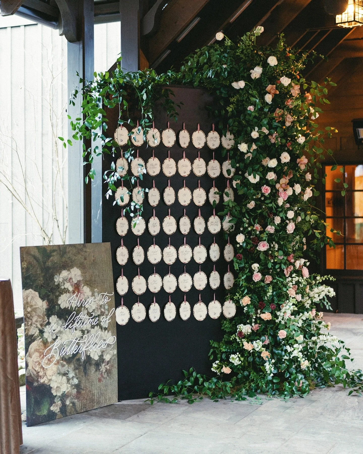 An entrance to remember, made ultra-personal with a nod to the bride&rsquo;s late father 🦋 

Sydney &amp; Harrison welcomed their guests at @oldedwardsevents with this beautiful 8ft tall display. Guest names were hand-calligraphed on one side, and i