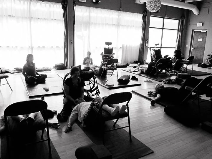 Adaptive-Yoga-Denver-Group-Classes-1007.jpg